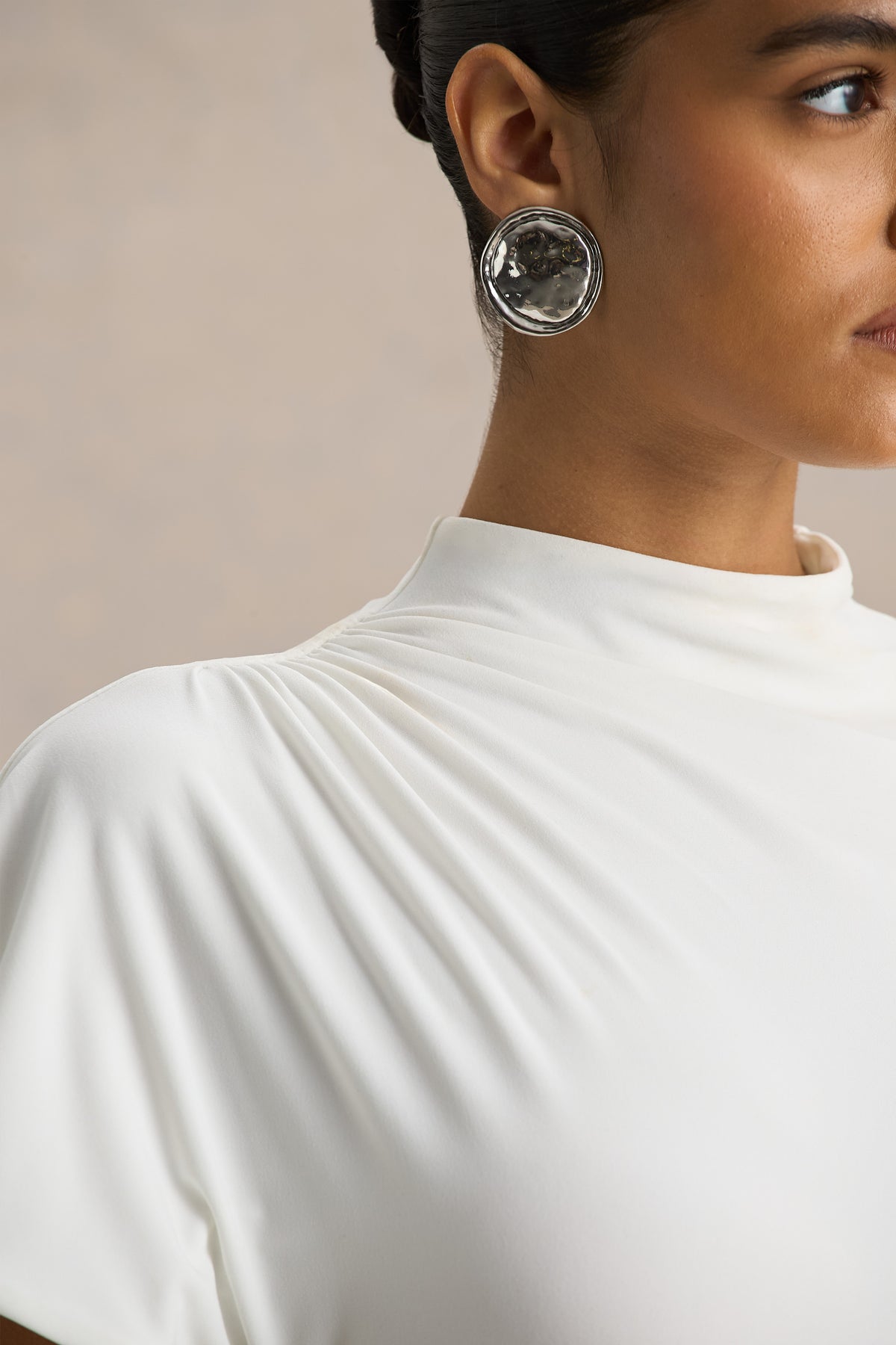 uploaded_image_4_6b2qr