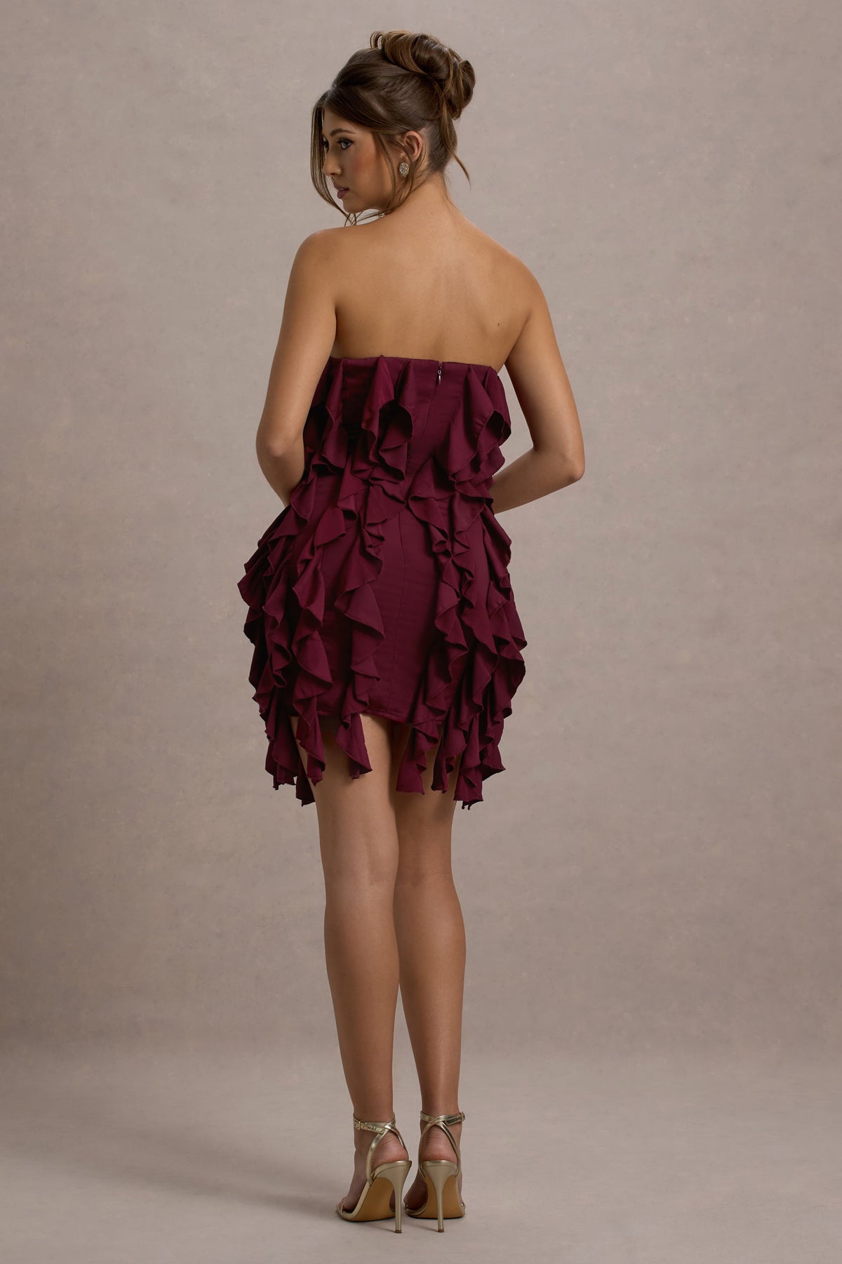 It Girl | Pflaumenfarbenes Bandeau-Bodycon-Minikleid mit Rüschen
