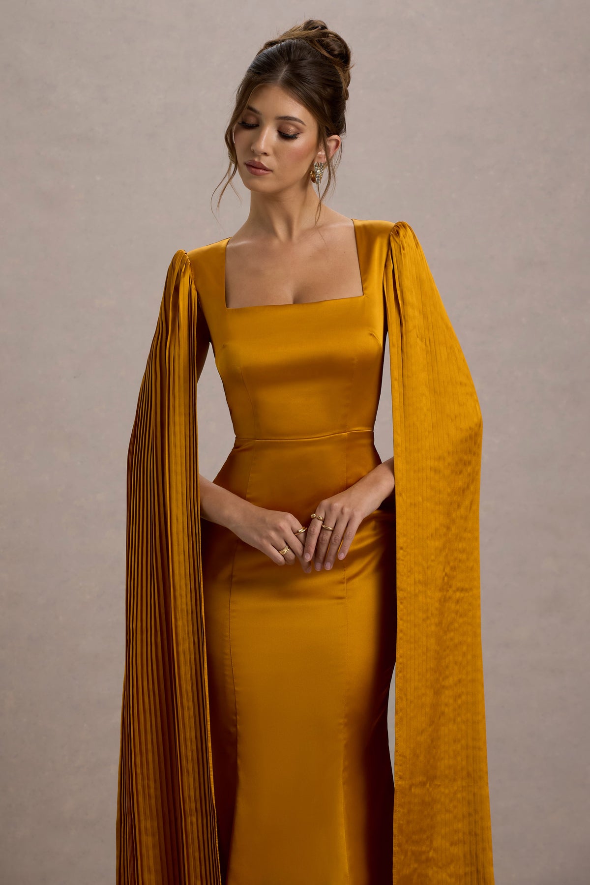 CC_HR_CL135252041-Nalda-MustardSquare-NeckMidiDressWithCapeSleeves12
