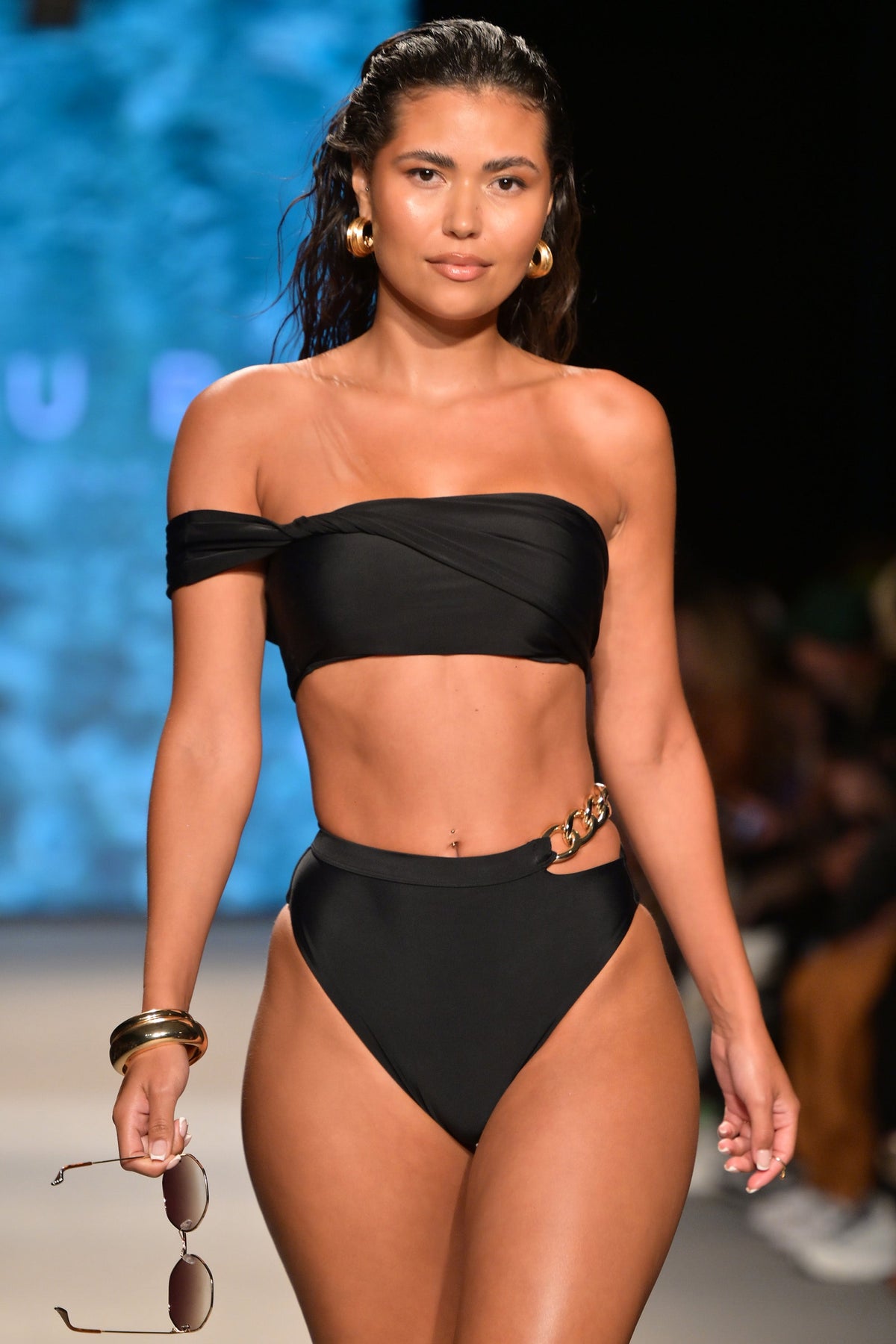 Dusk | Schwarzes Drapiertes Bandeau-Bikinioberteil