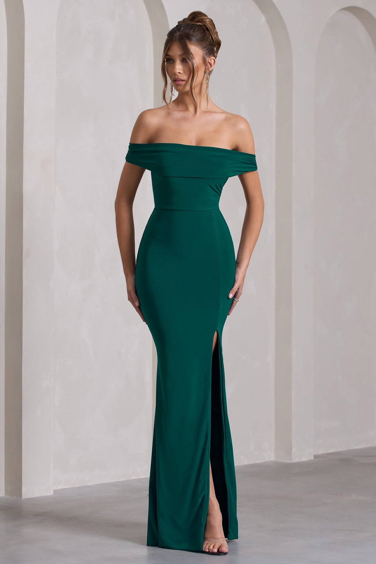 Law of Attraction | Flaschengrünes Bardot-Maxikleid mit Drapierung und Schlitz