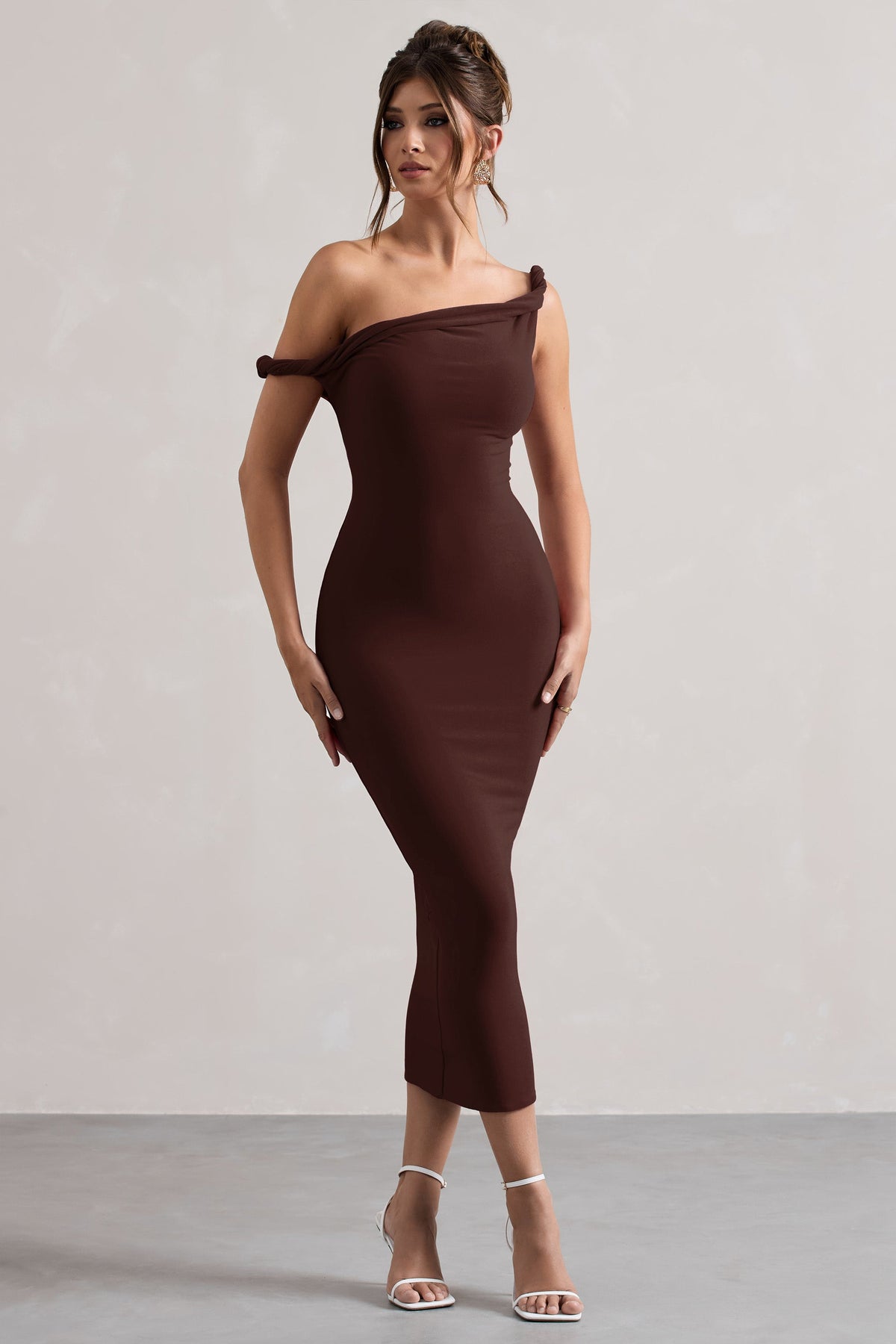 Salome | Schokoladenbraunes Asymmetrisches Midikleid mit verdrehten Details