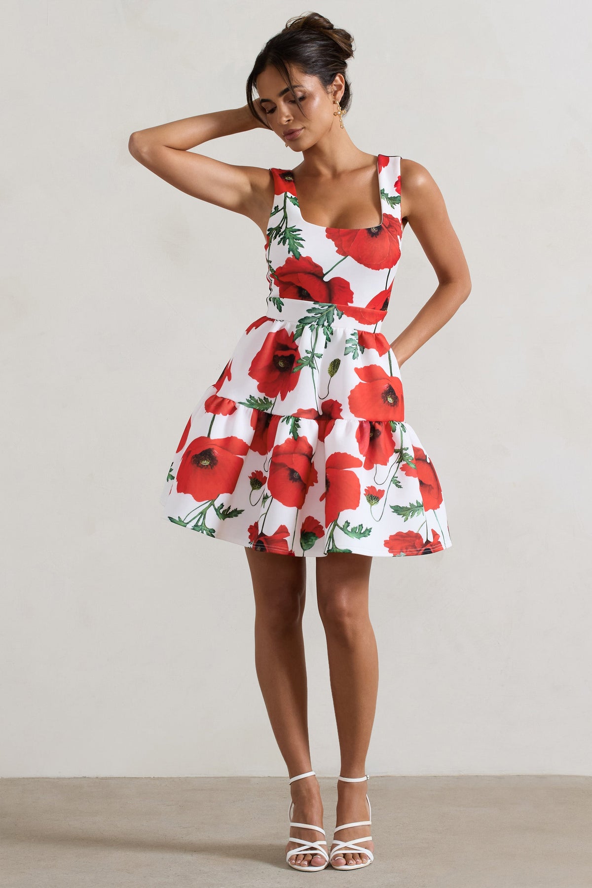 Alia | Minikleid mit Mohnblumen-Print, Rundhalsausschnitt und Stufensaum