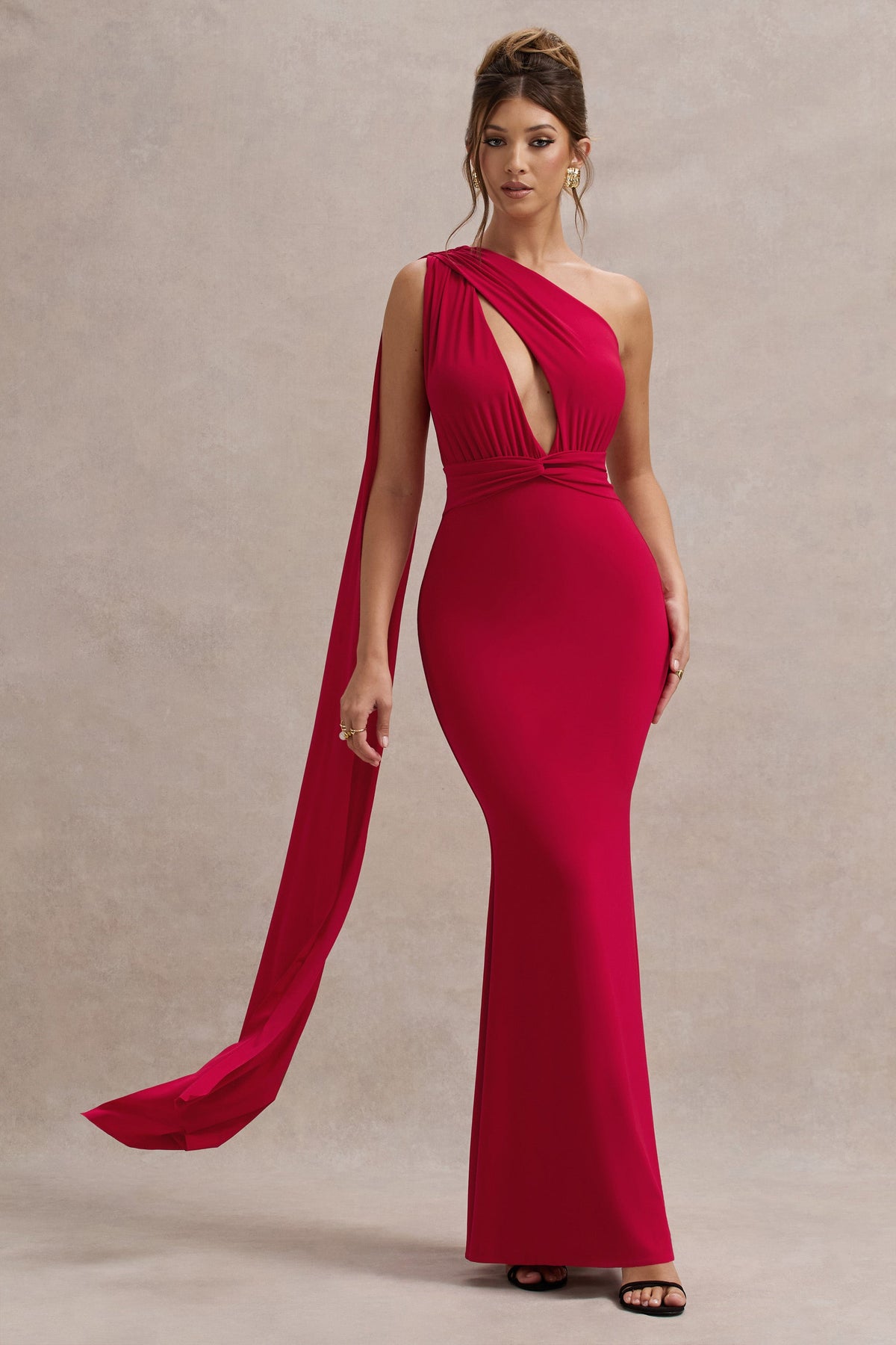 Elaina | Rotes asymmetrisches Maxikleid mit Knoten und Schärpe