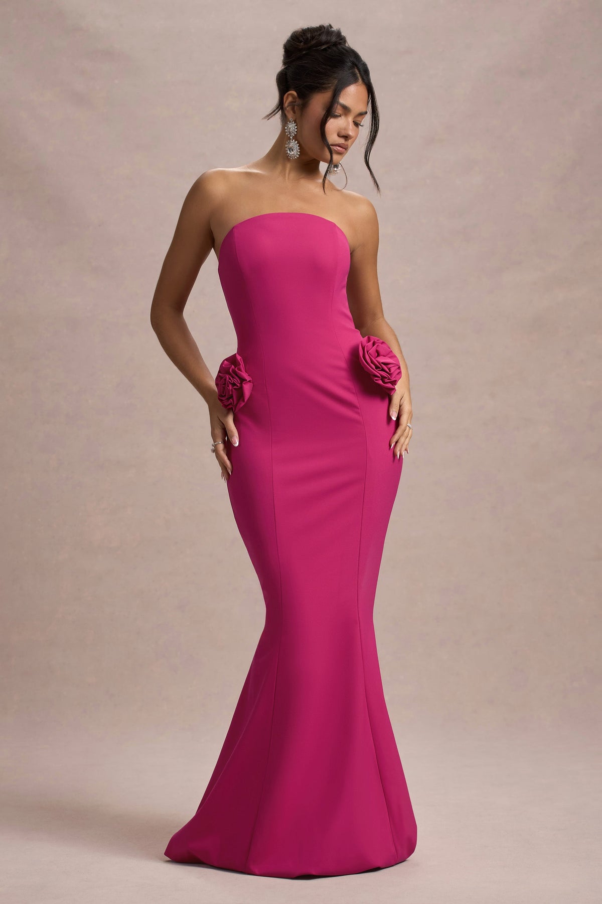 Best Of The Best | Dunkelrosa trägerloses Fishtail-Maxikleid mit Korsagen
