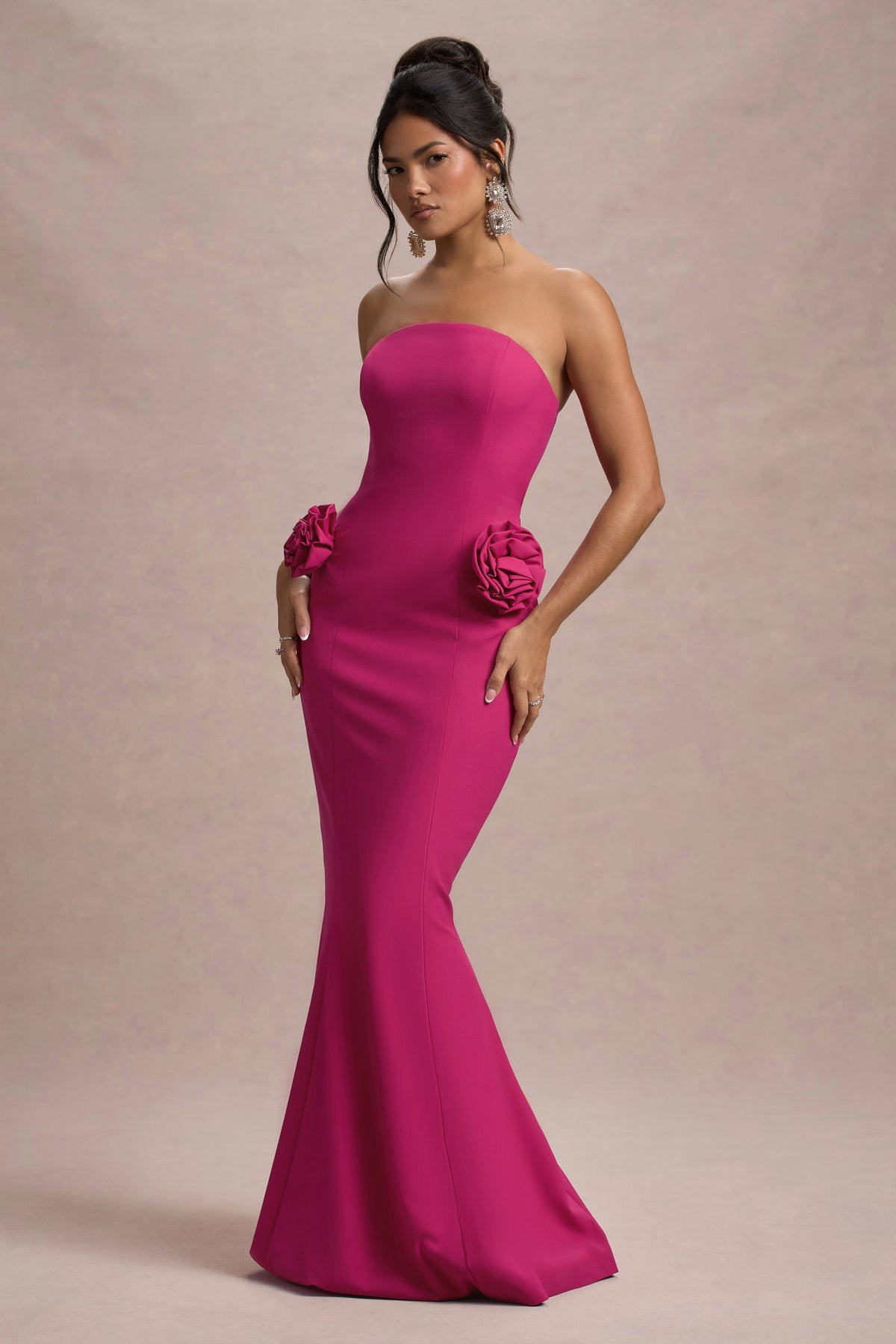Best Of The Best | Dunkelrosa trägerloses Fishtail-Maxikleid mit Korsagen