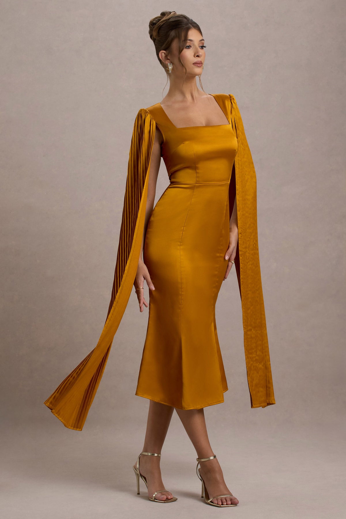 WB_CC_HR_CL135252041-Nalda-MustardSquare-NeckMidiDressWithCapeSleeves10