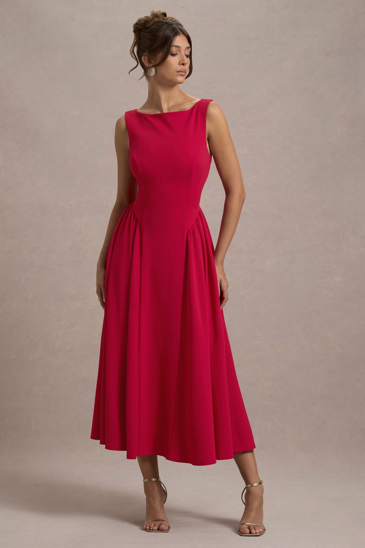 Muriel | Rotes Midikleid mit Boot-Ausschnitt und Volumensaum