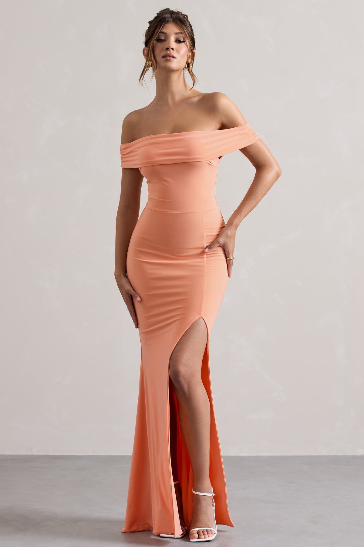 Law of Attraction | Korallenfarbenes Bardot-Maxikleid mit Drapierung und Schlitz