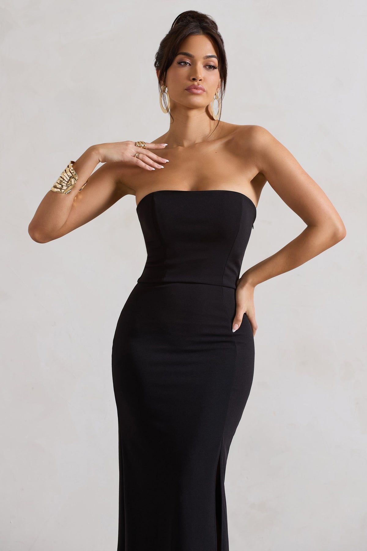 Belle of The Ball | Schwarzes Bandeau-Maxikleid mit Schlitzsaum