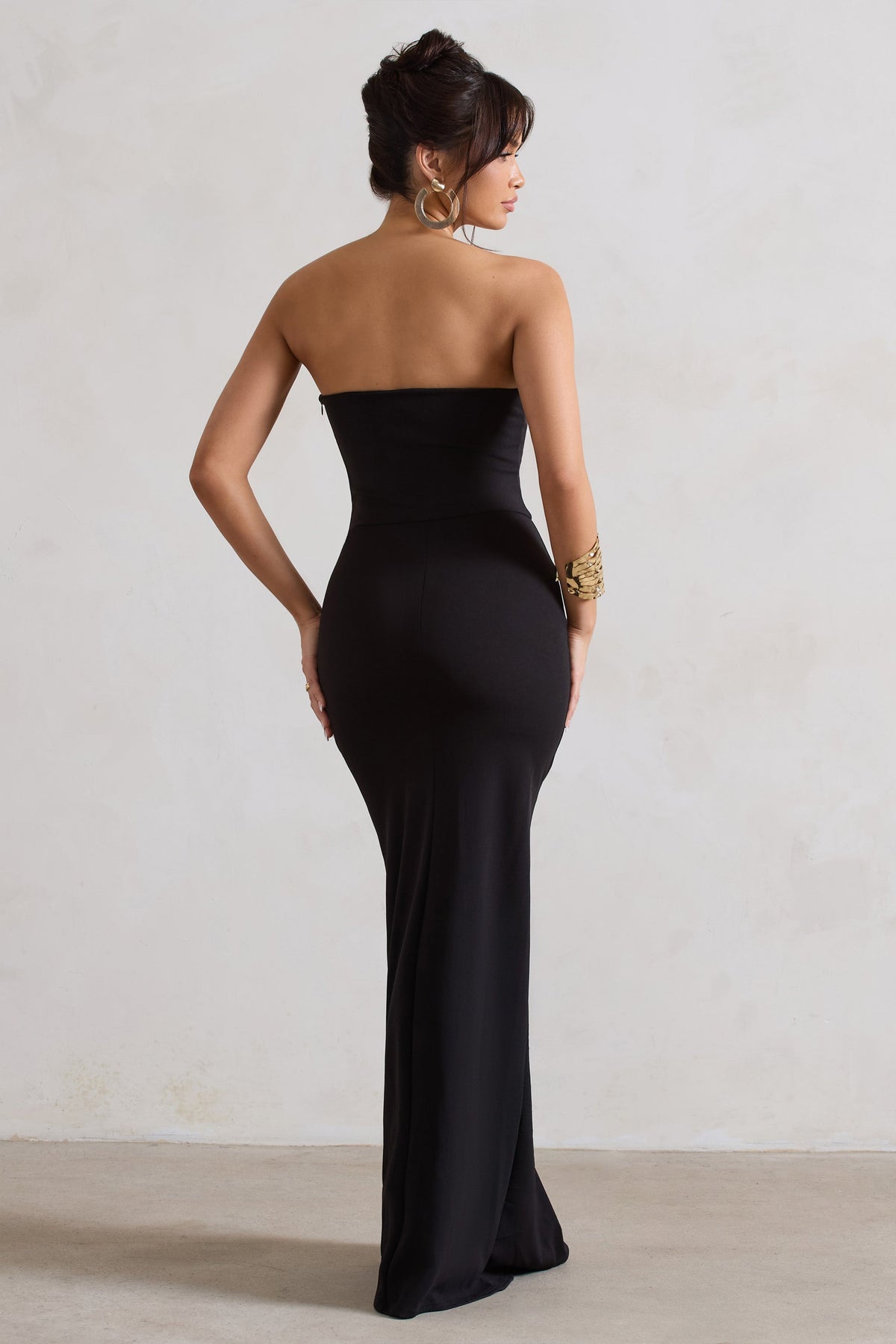 Belle of The Ball | Schwarzes Bandeau-Maxikleid mit Schlitzsaum