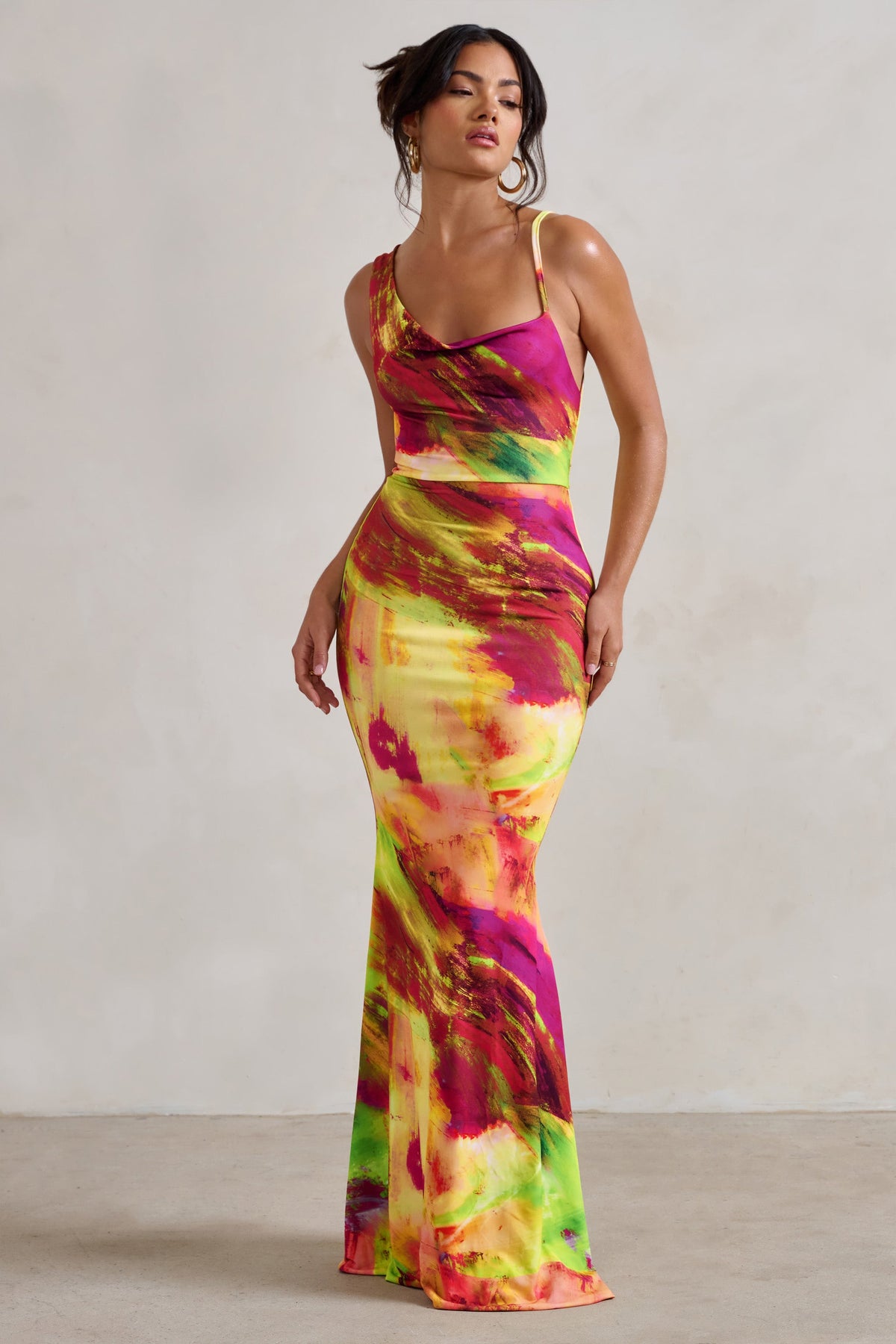 Phantasy | Maxikleid mit Limetten-Print, asymmetrischem Wasserfallausschnitt und Fishschwanz-Saum