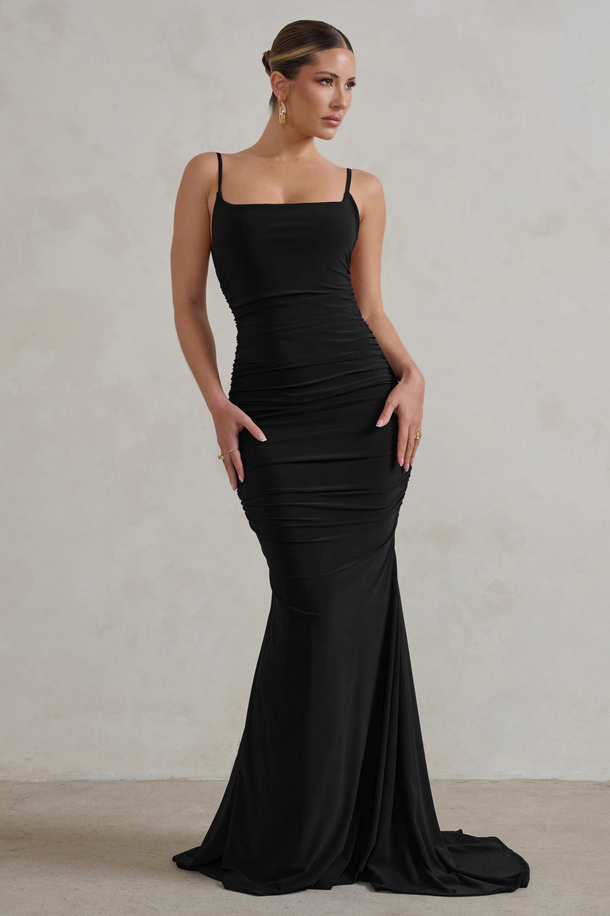 Adele | Schwarzes Maxikleid mit Rüschen und Fischschwanz-Schnitt