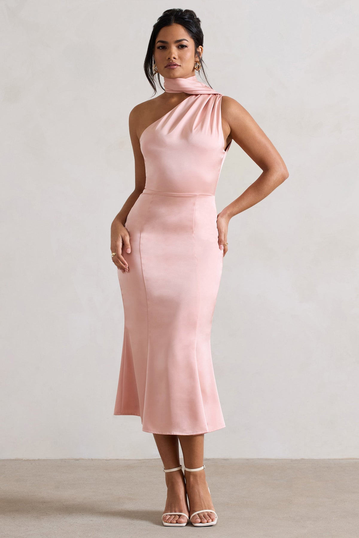 Golden Girl | Blassrosa Satin-One-Shoulder High-Neck Ausgestelltes Midikleid