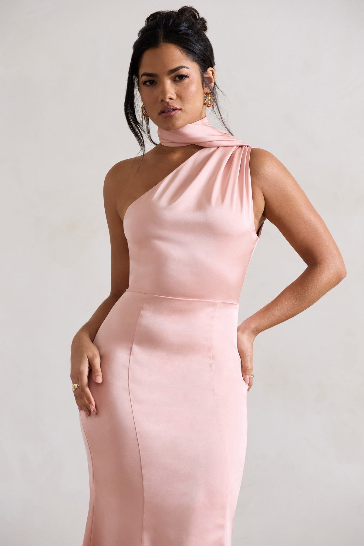 Golden Girl | Blassrosa Satin-One-Shoulder High-Neck Ausgestelltes Midikleid