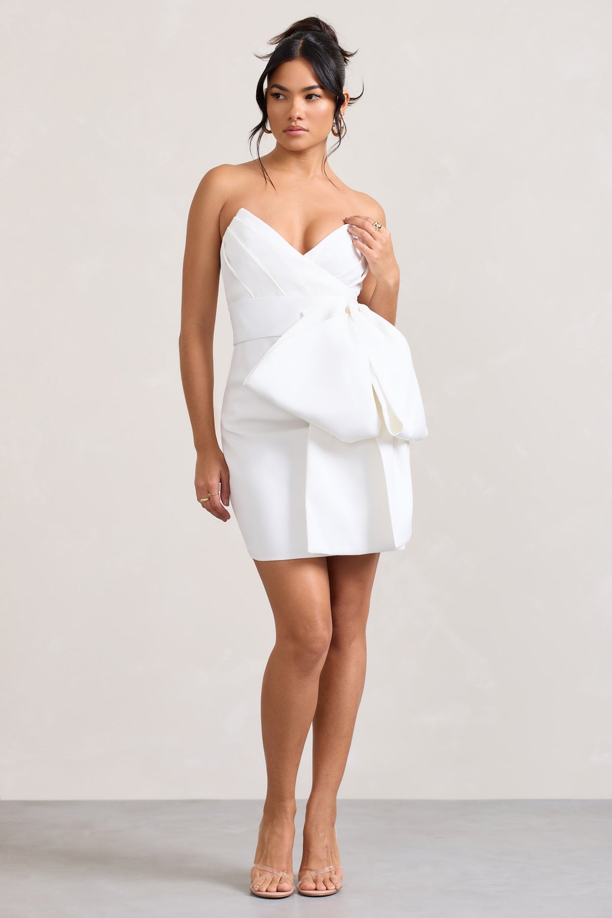 Winner | Weißes Bandeau-Minikleid mit Großer Schleife