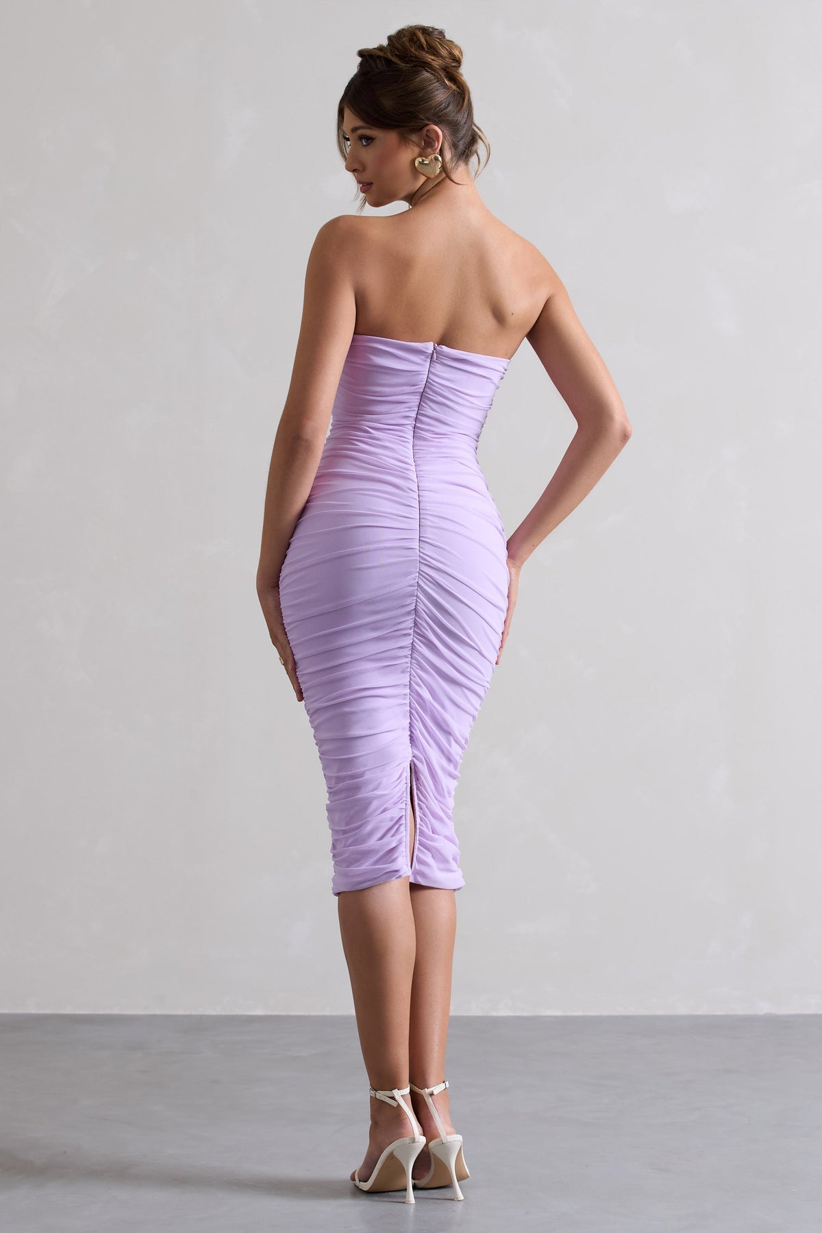 My Girl | Fliederfarbenes trägerloses Bodycon-Midikleid aus gerafftem Mesh