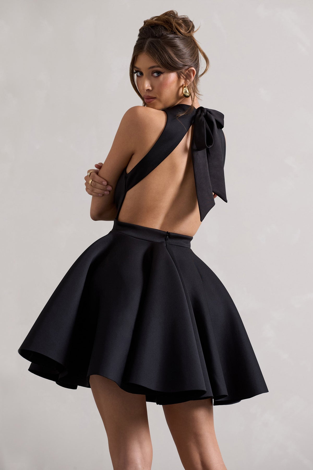 Waverly | Schwarzes Skater-Minikleid mit Racer-Ausschnitt