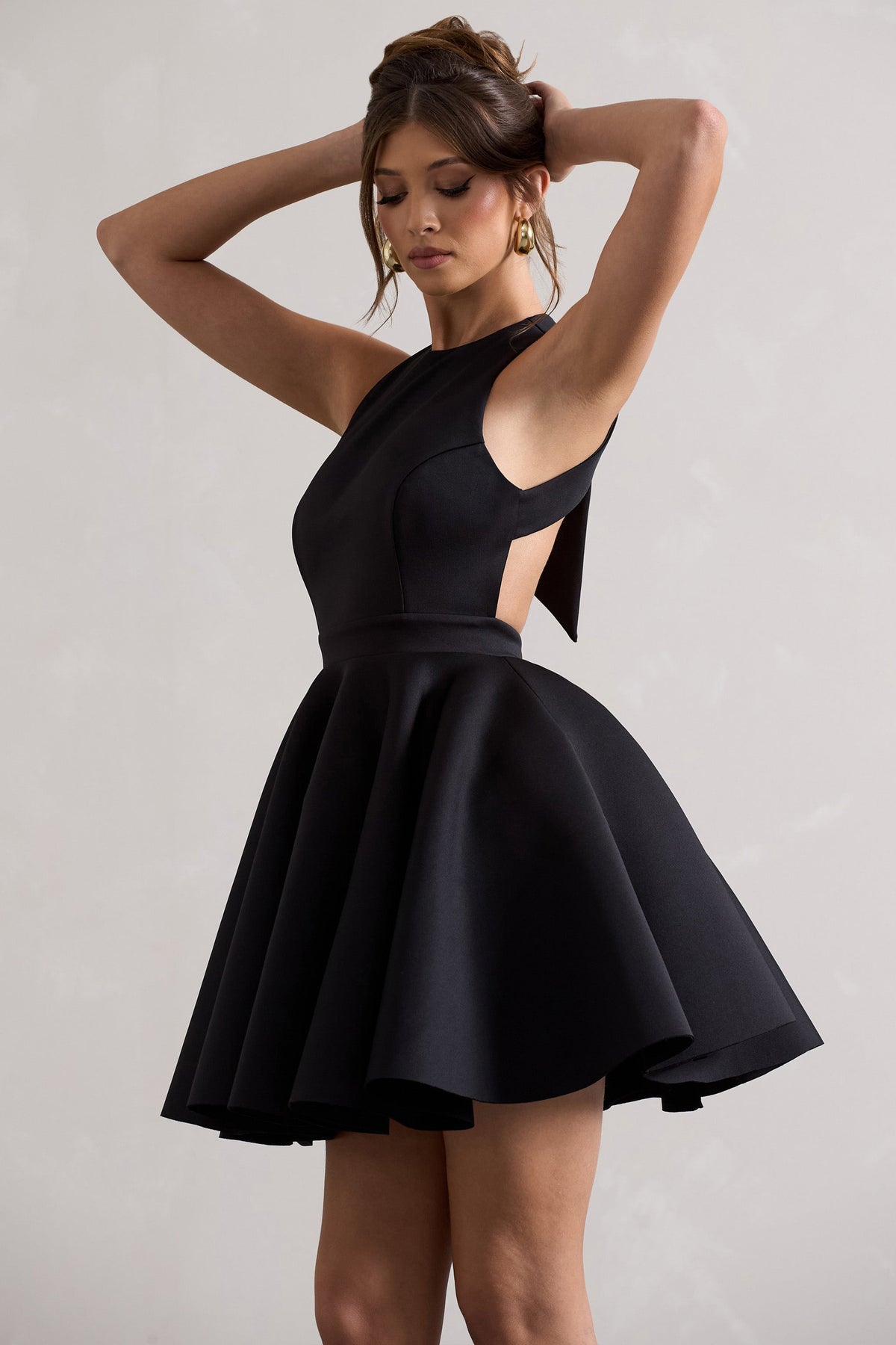 Waverly | Schwarzes Skater-Minikleid mit Racer-Ausschnitt