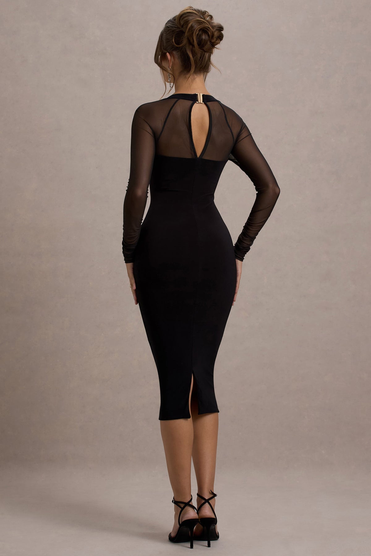Off Track | Schwarzes Bodycon-Midikleid mit transparenten Ärmeln
