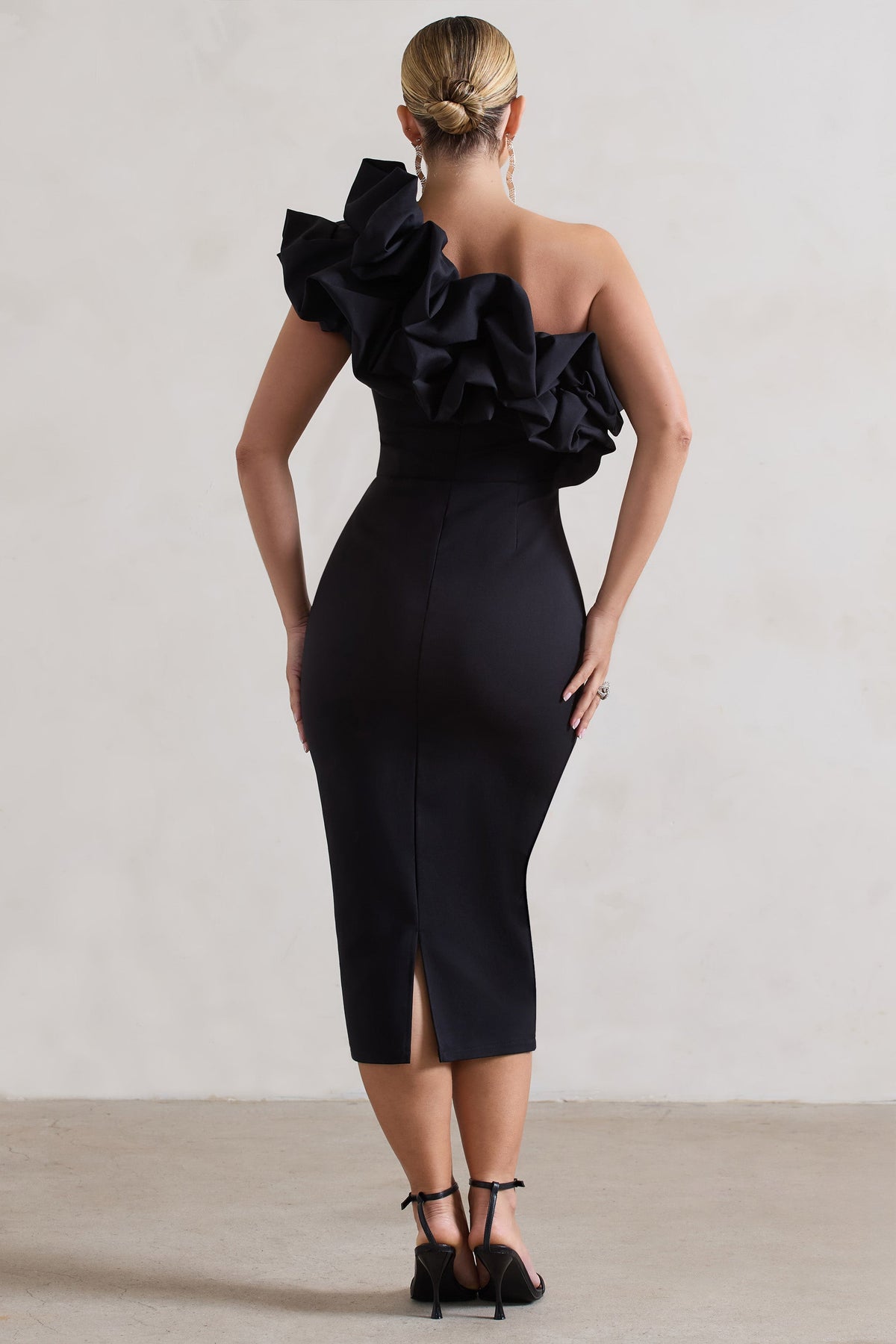 Orchestra | Schwarzes Ein-schulter-Midikleid mit Rüschen