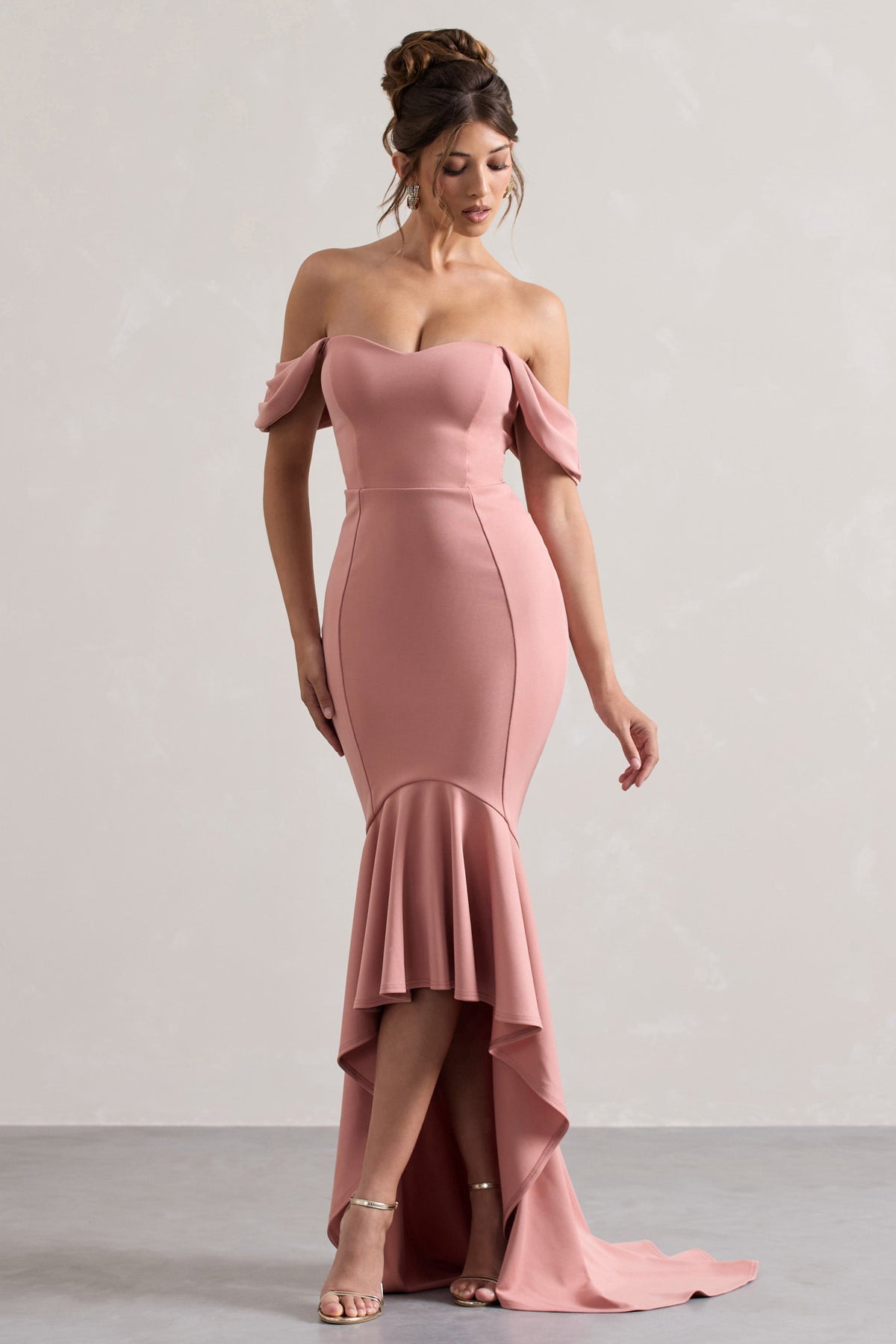 Cotillion | Blushfarbenes Sweetheart High-Low Maxikleid mit Rüschen-Saum