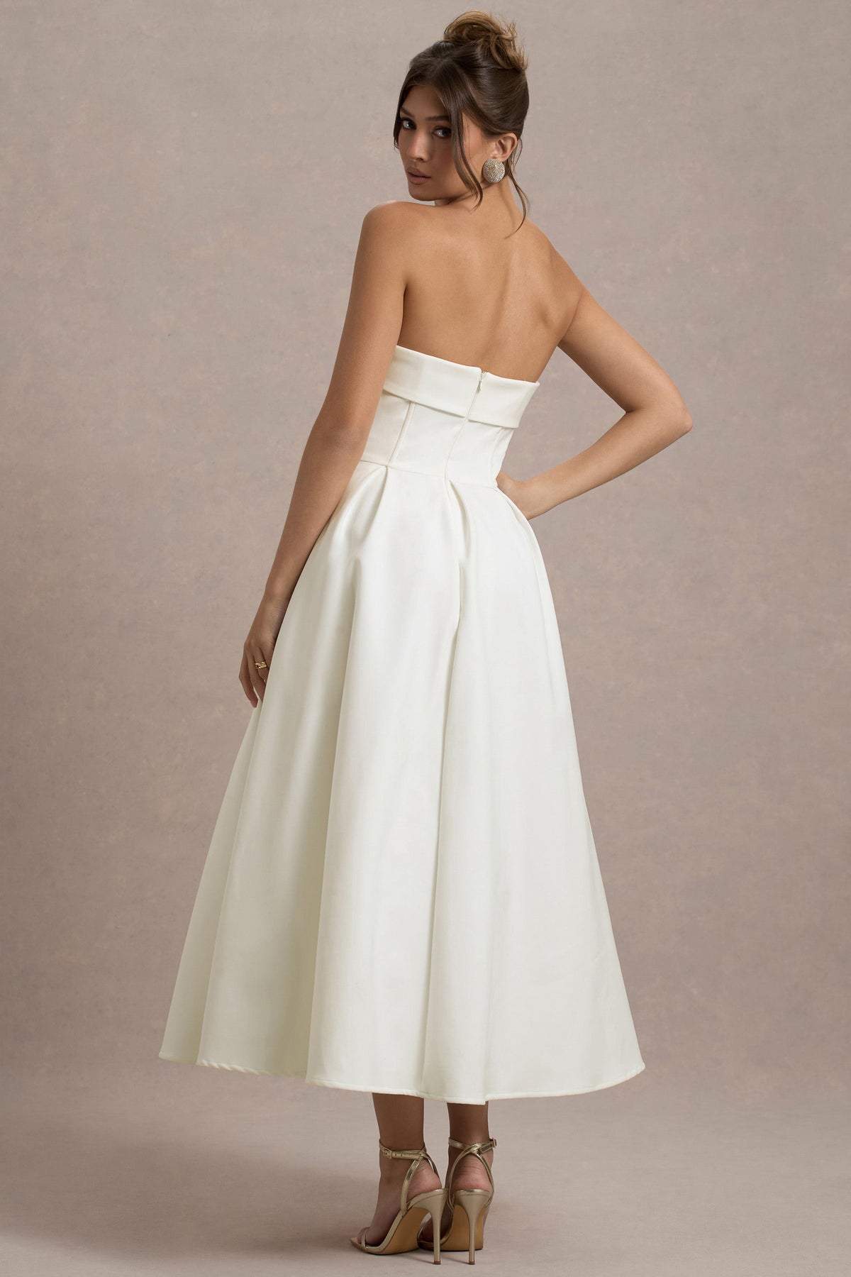 Annalise | Ecrufarbenes Bandeau-Skater-Midikleid
