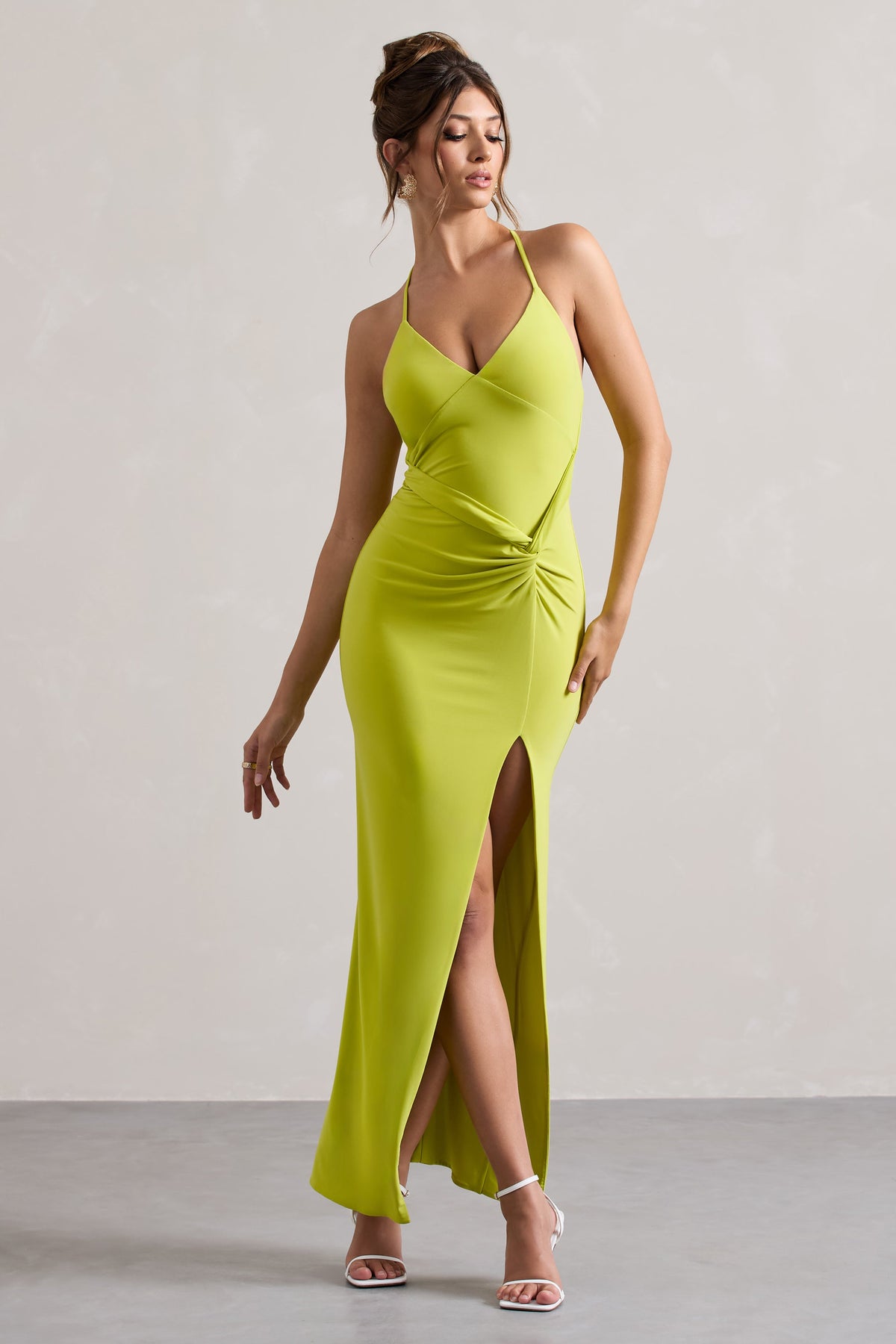 Domenica | Limettengrünes Maxikleid mit Halterneck-Wickeldesign