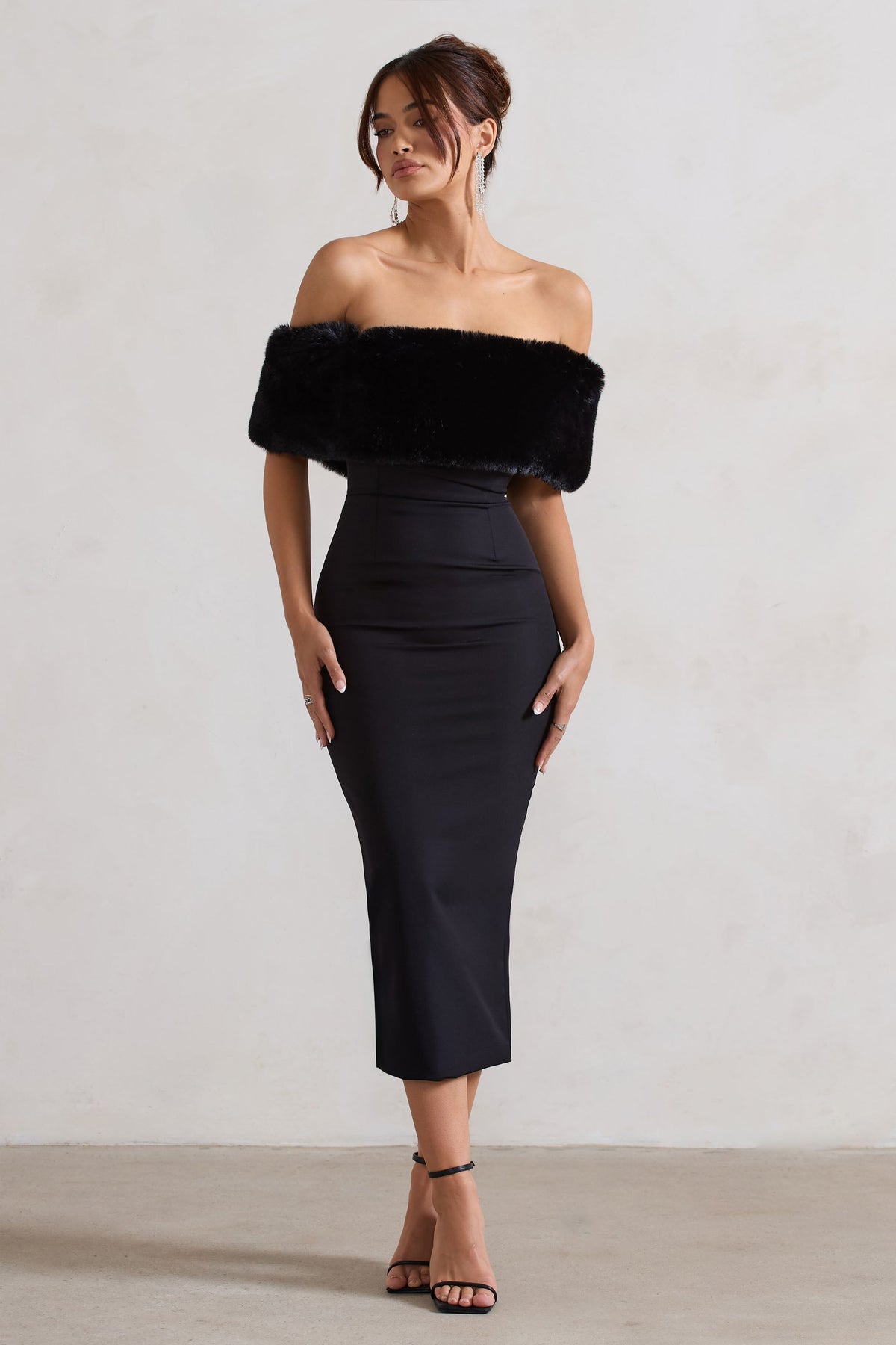 Zia | Schwarzes Bardot-Midikleid mit Kunstpelzbesatz