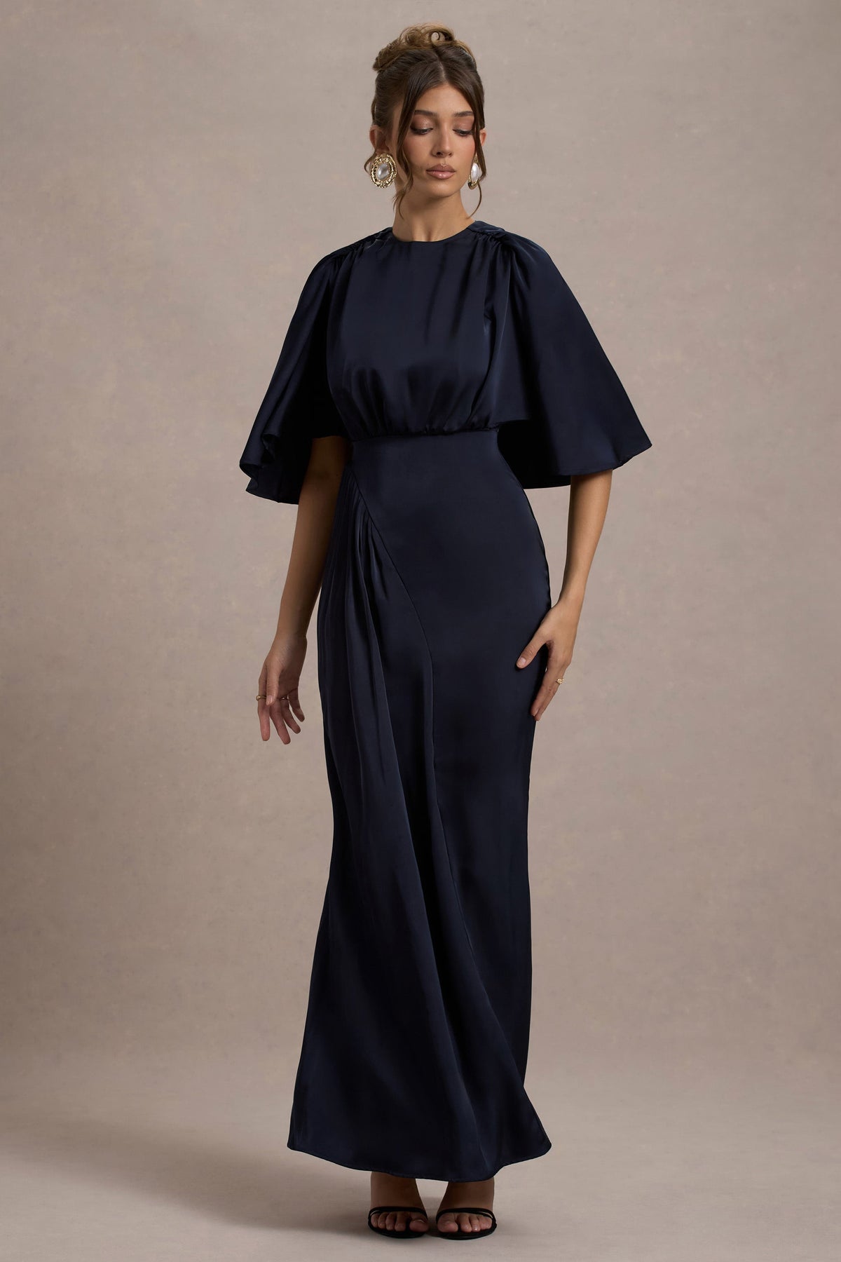 Cinder | Marineblaues Satin Maxikleid mit Raffungen