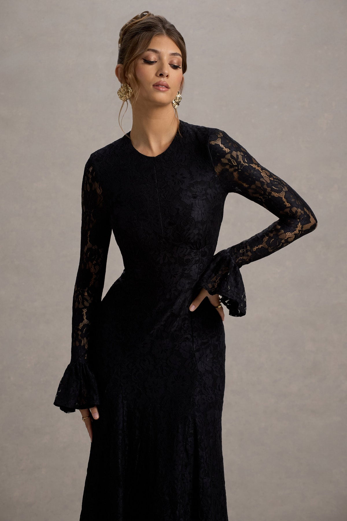 For Life | Schwarzes Midikleid aus Spitze mit langen Ärmeln