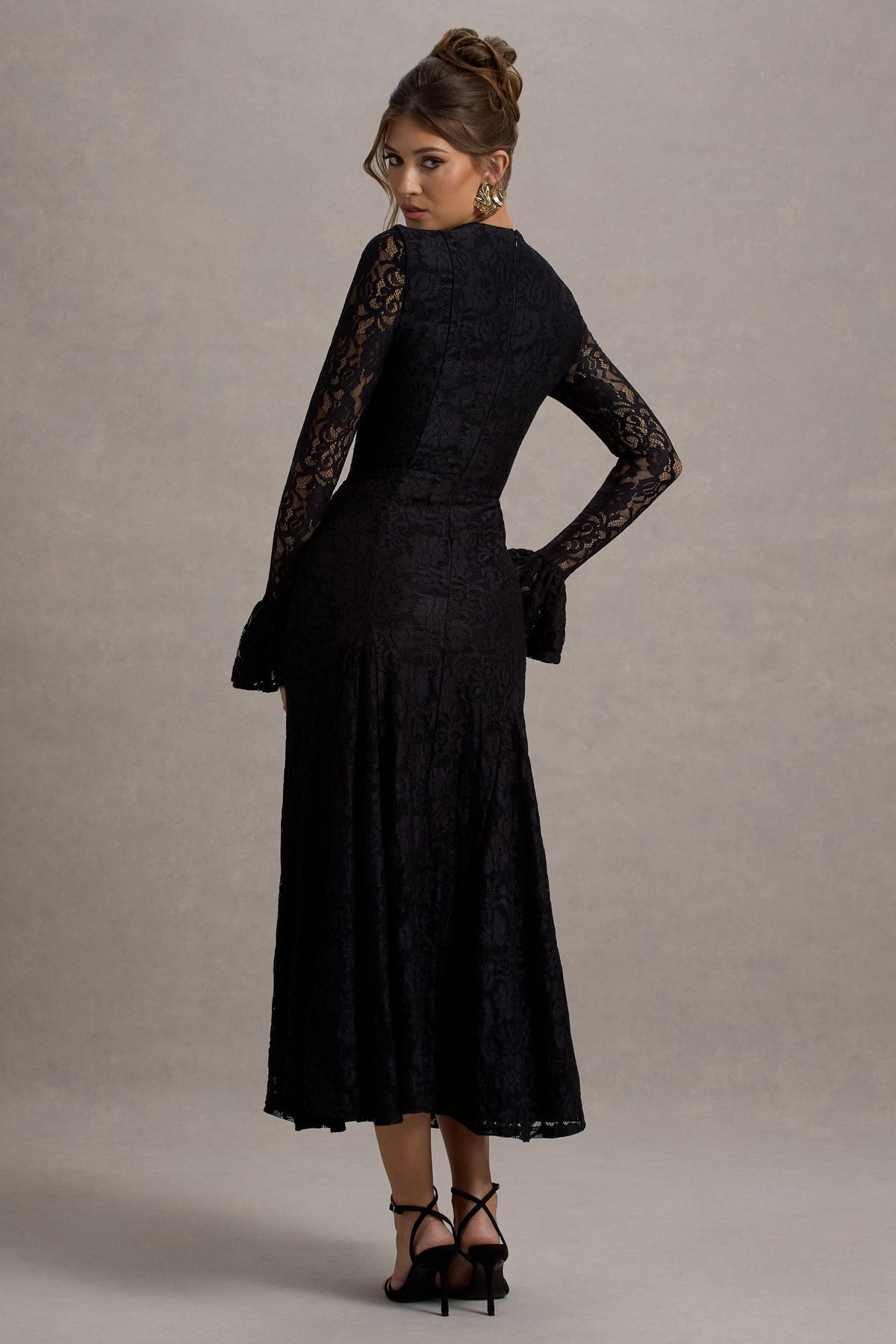 For Life | Schwarzes Midikleid aus Spitze mit langen Ärmeln