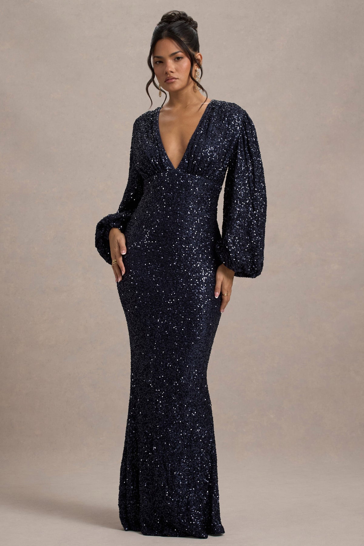 Kaelin | Marineblaues Pailletten-Maxikleid mit tiefem V-Ausschnitt