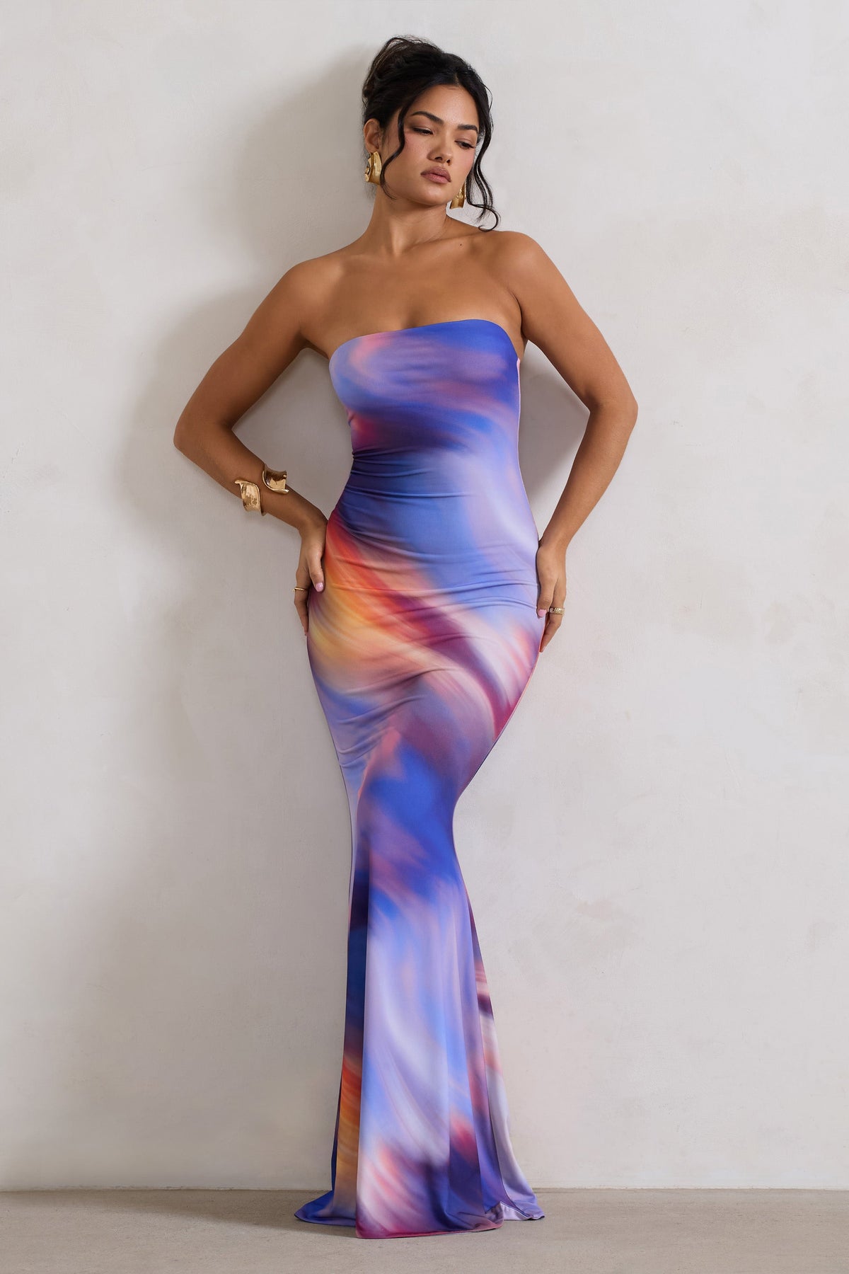 Ceremony | Abstrakt bedrucktes Bandeau-Fishtail-Maxikleid