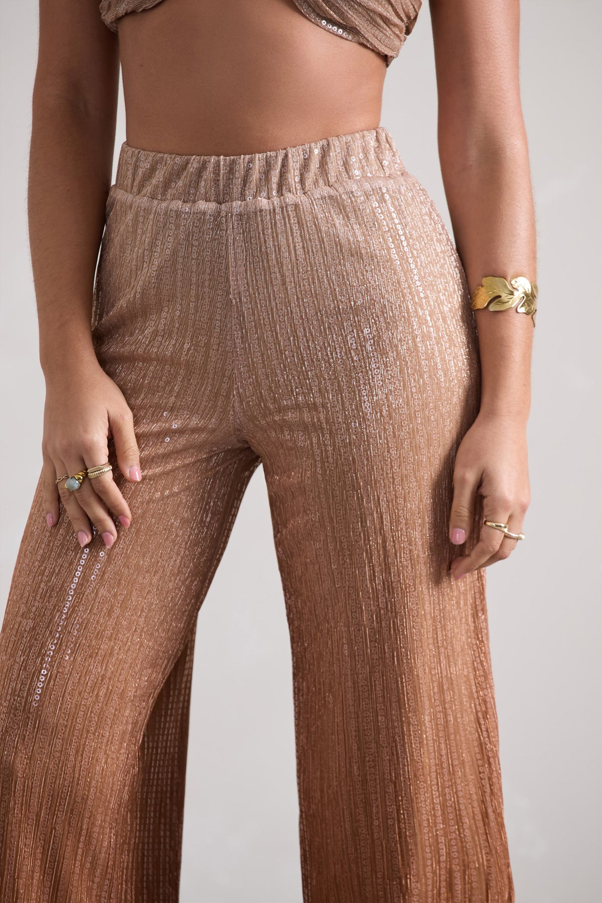 Connection | Goldene Metallic-Ombre-Hose