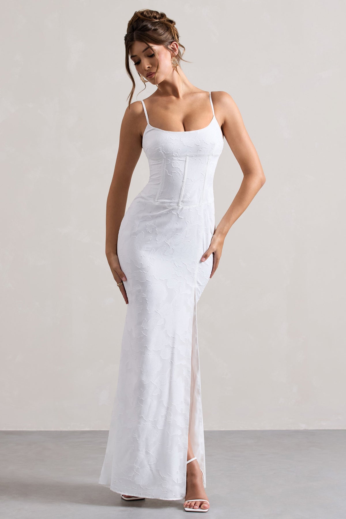 Intimacy | Weißes Spitzenkorsett-Maxikleid mit Schlitz