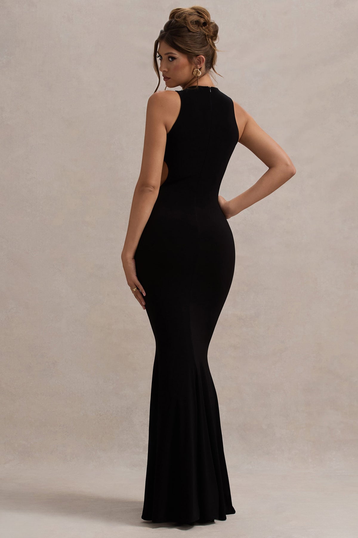 Aurelie | Schwarzes Maxikleid mit Cut-Outs und Schleifen