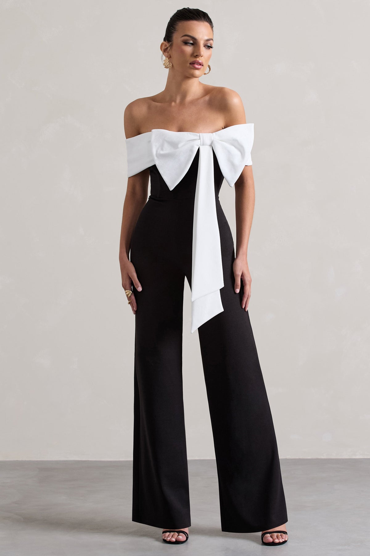 Bower | Schwarzer Bardot-Jumpsuit mit geradem Bein und Schleife