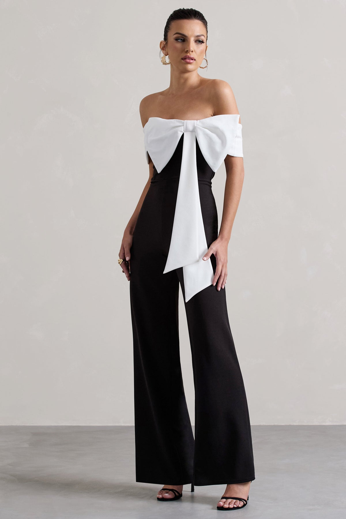 Bower | Schwarzer Bardot-Jumpsuit mit geradem Bein und Schleife
