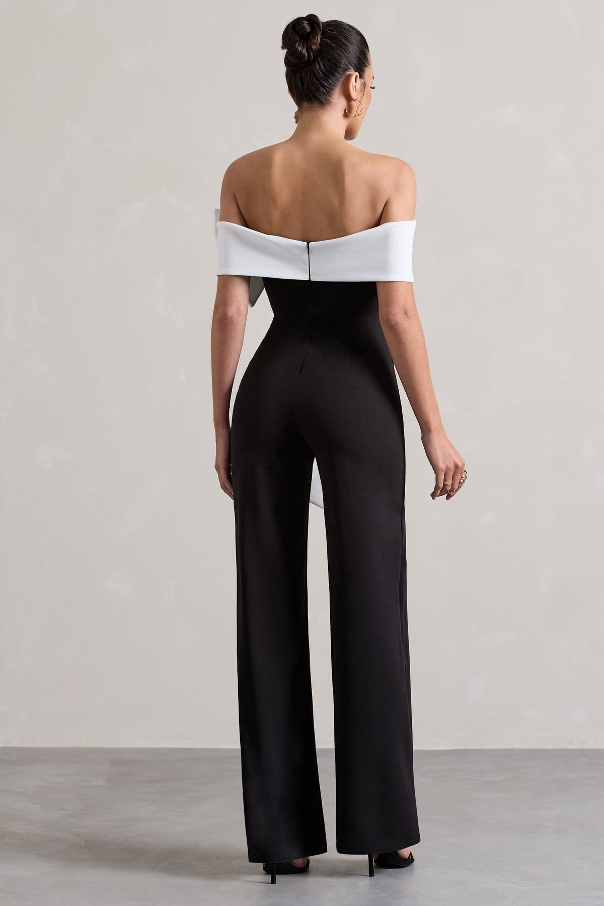 Bower | Schwarzer Bardot-Jumpsuit mit geradem Bein und Schleife
