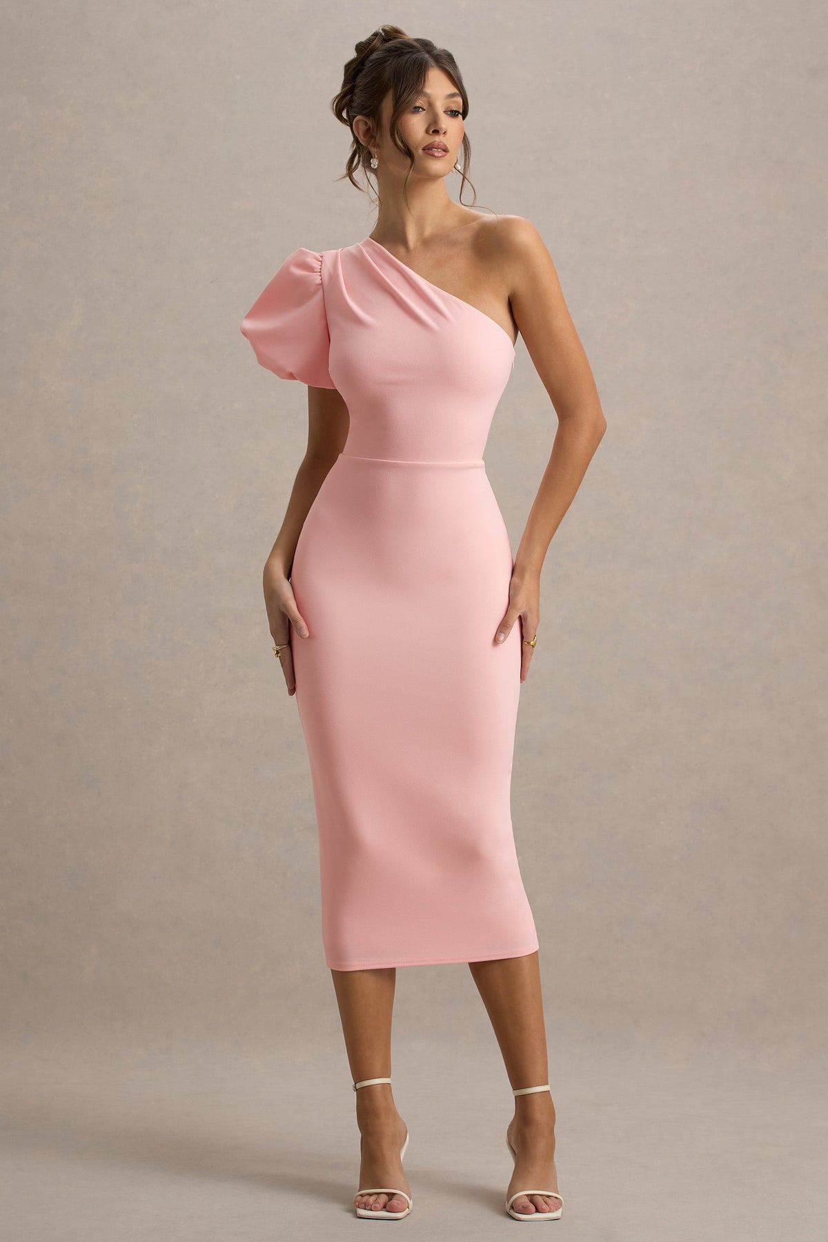 Aimee | Rosa asymmetrisches Midikleid mit Puffärmeln