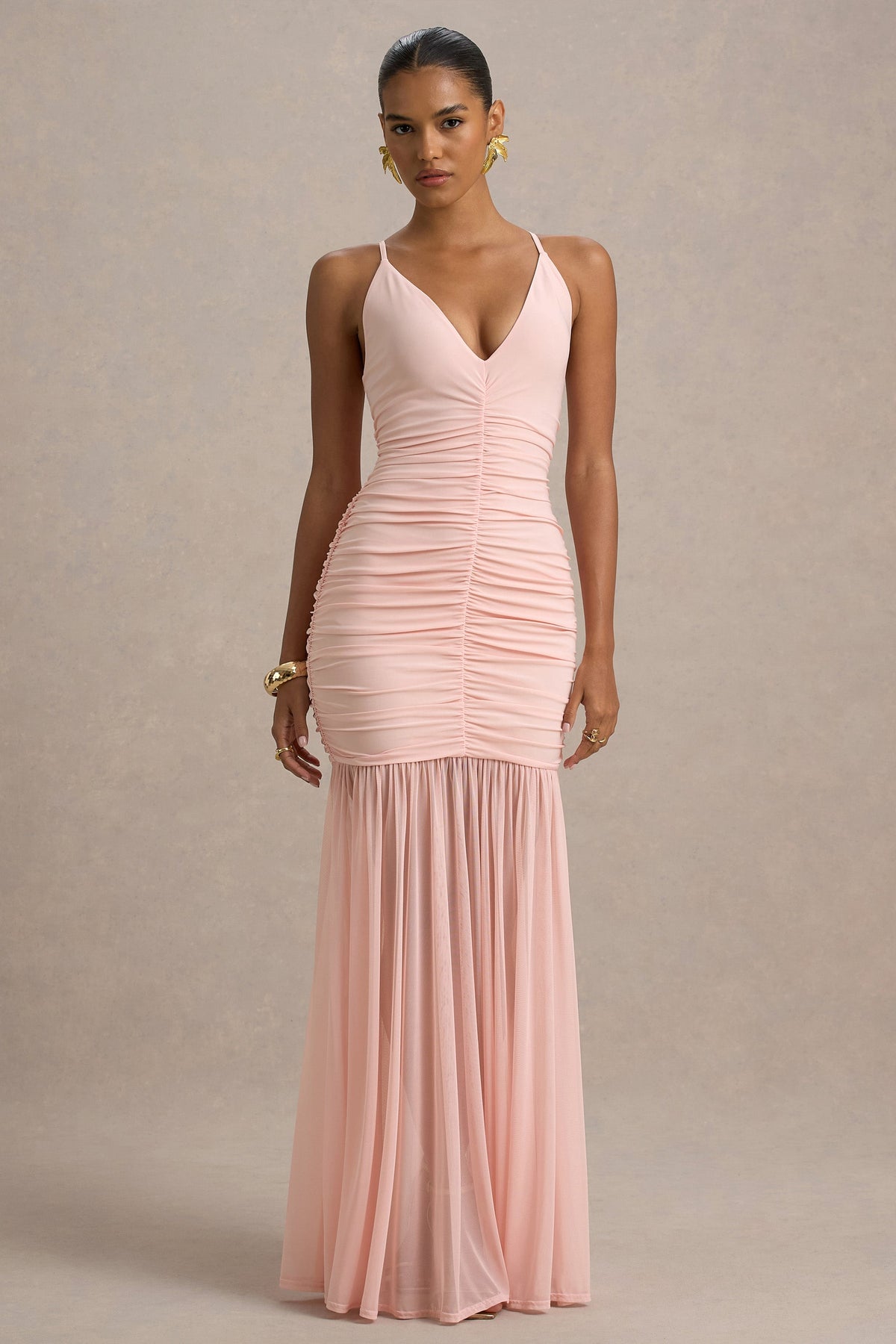 Pasqualina | Rosa Maxikleid mit Raffung und tiefem Ausschnitt