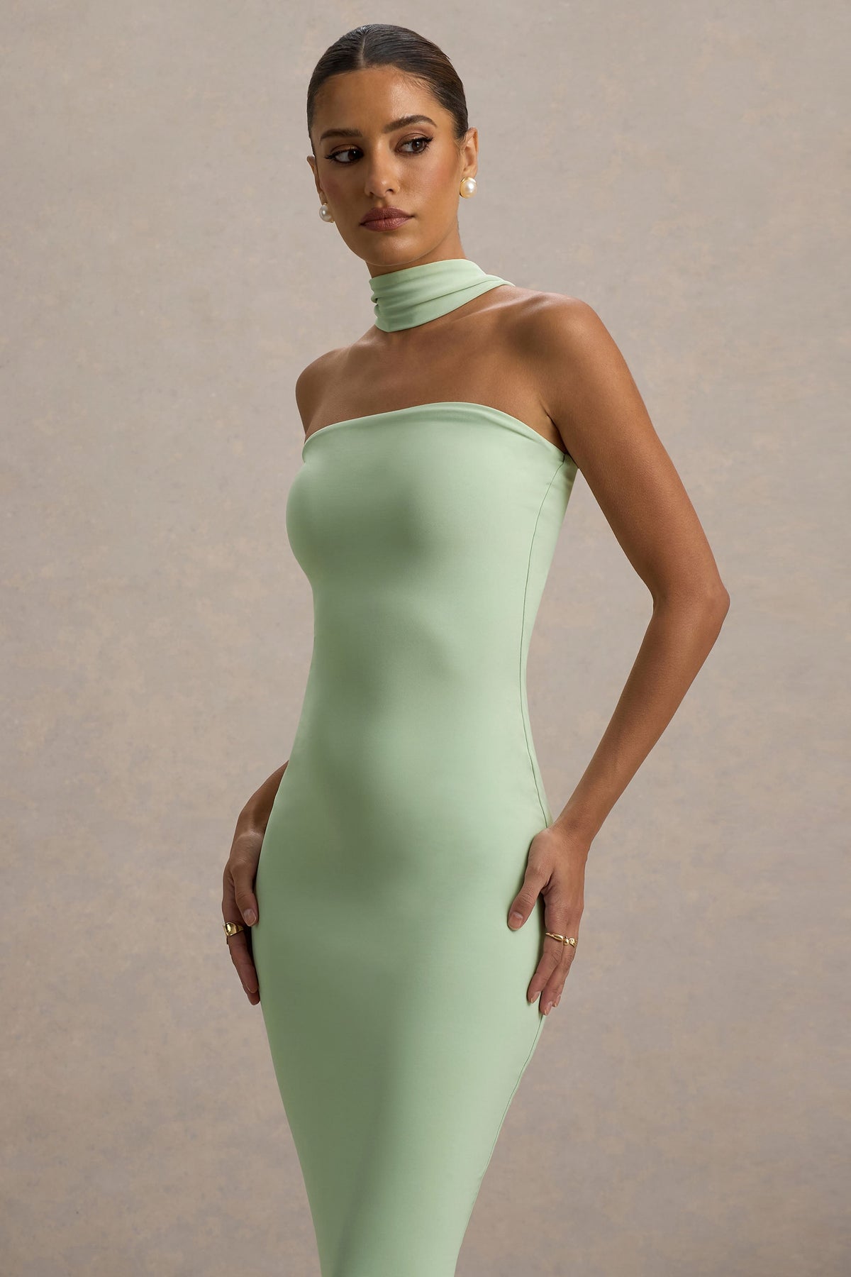 Nobu | Hellgrünes Bandeau-Maxikleid mit Halterneck-kragen
