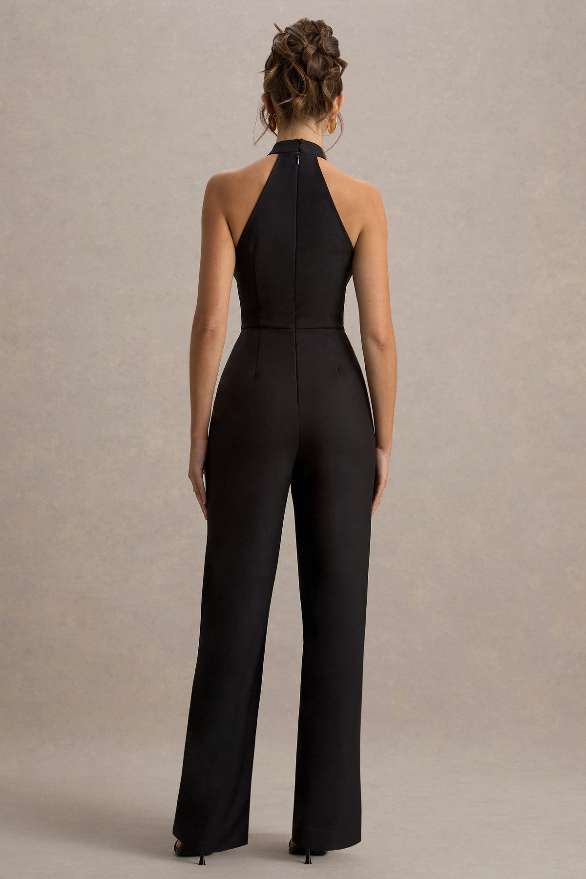 Kami | Schwarzer Jumpsuit mit hohem Kragen und Stickerei