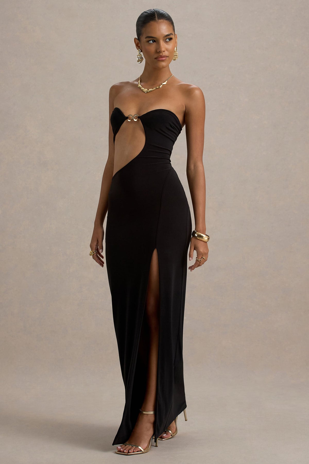 Feleicia | Schwarzes Maxikleid mit Sweetheart-Ausschnitt und Schlitz