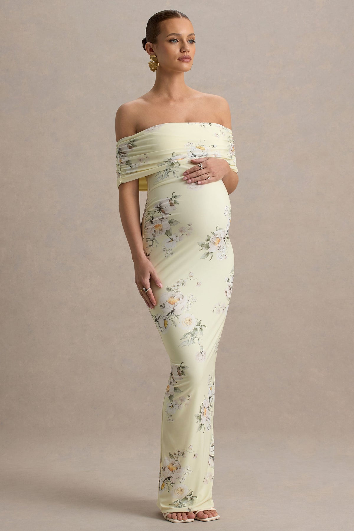 Cindy | Zitronengelbes Umstands-Maxikleid mit Blumenbouquet-Print und Raffungen