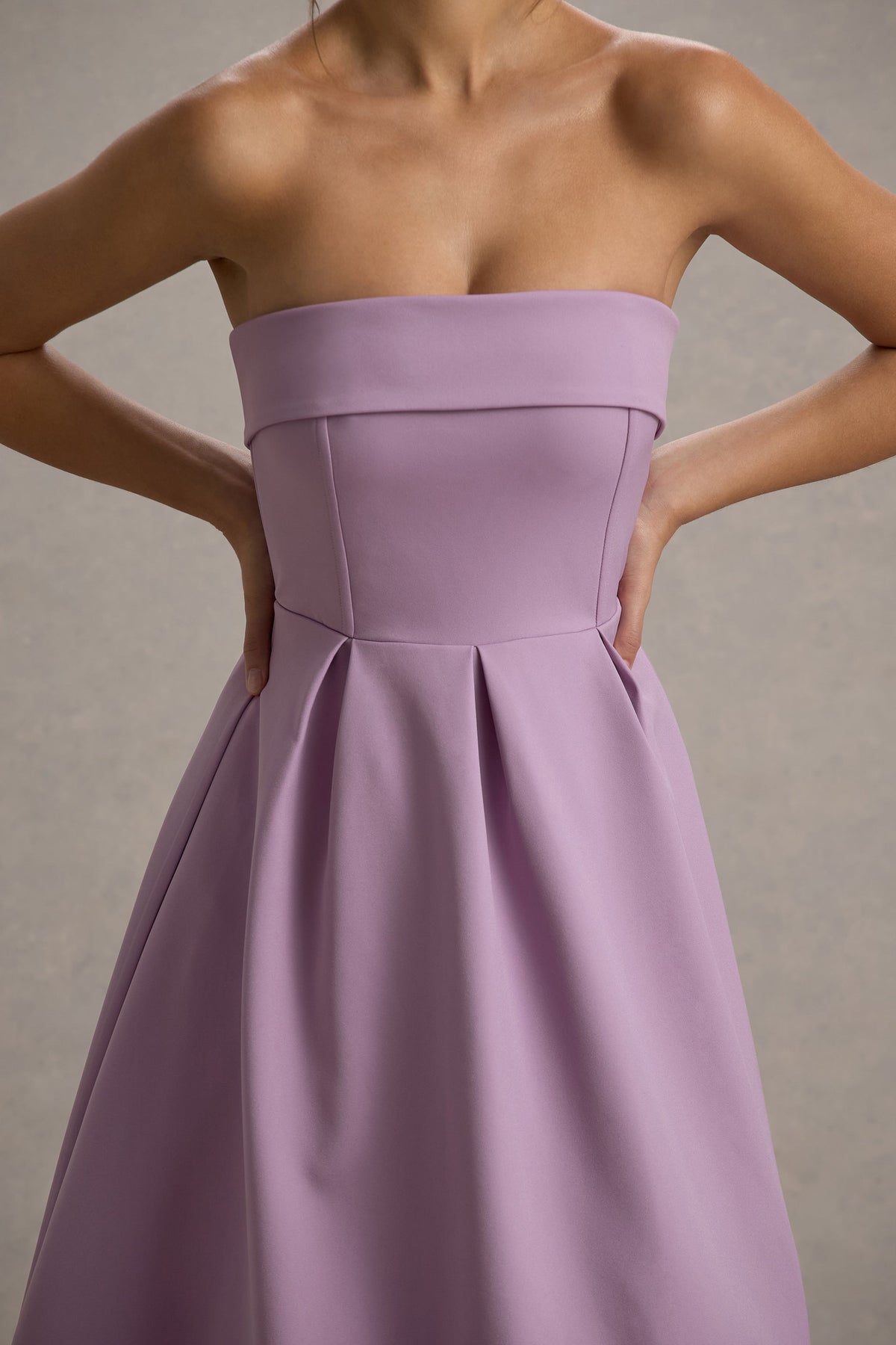 Annalise | Lila Bandeau-Skater-Midikleid