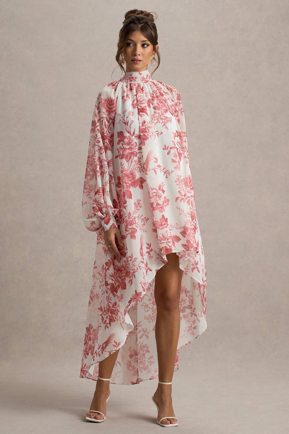 Delphia | Pinkfarbenes Maxikleid mit Porzellan-Print, hohem Kragen und High-Low-Saum