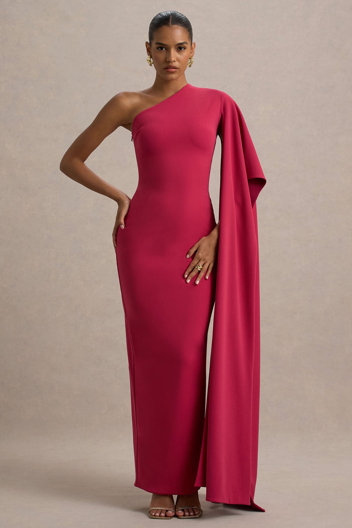 Lily | Asymmetrisches Maxikleid in Hot Pink und Burgunderrot mit Cape-Ärmel