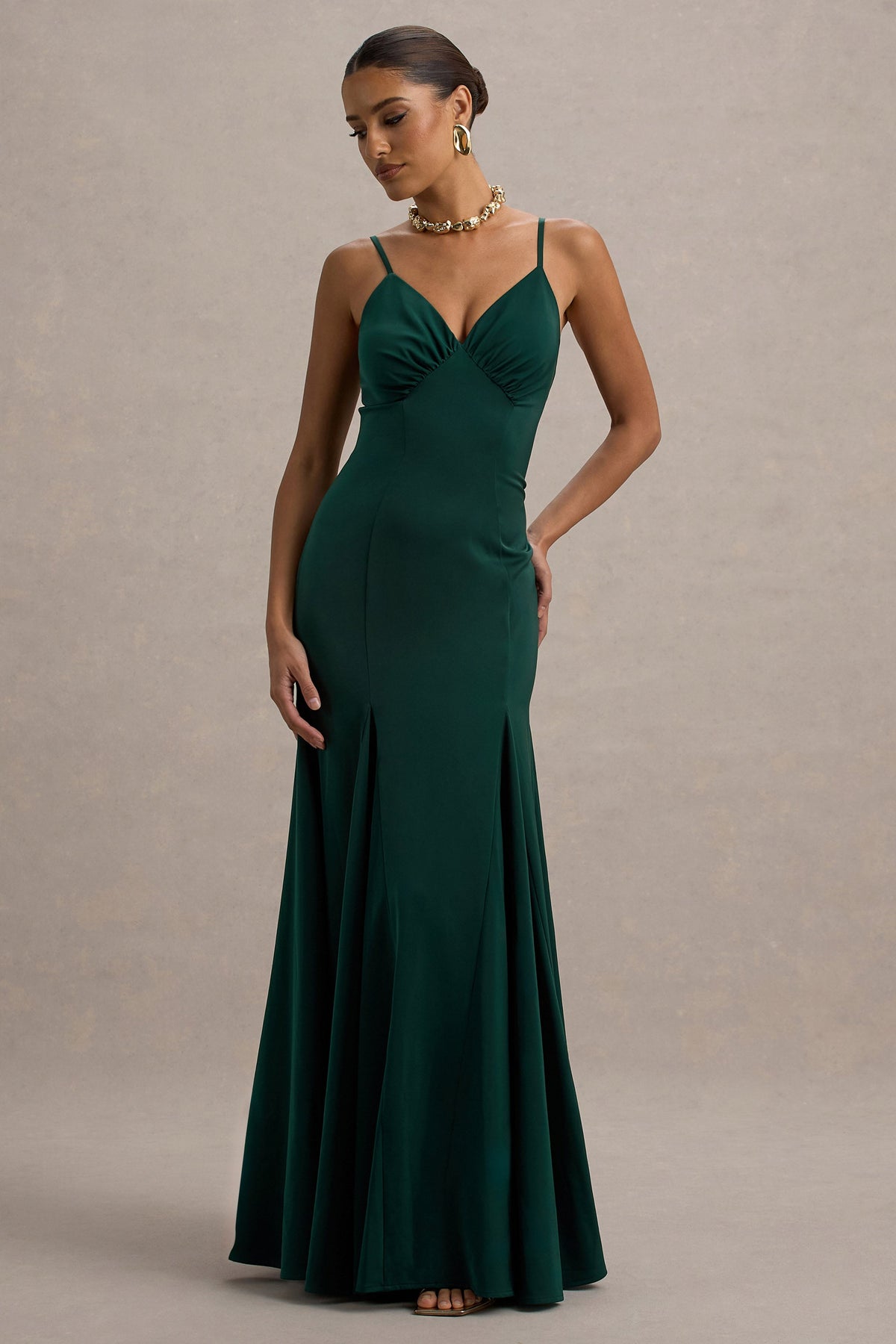 Ashly | Flaschengrünes Satin-Maxikleid mit Volumen-Saum